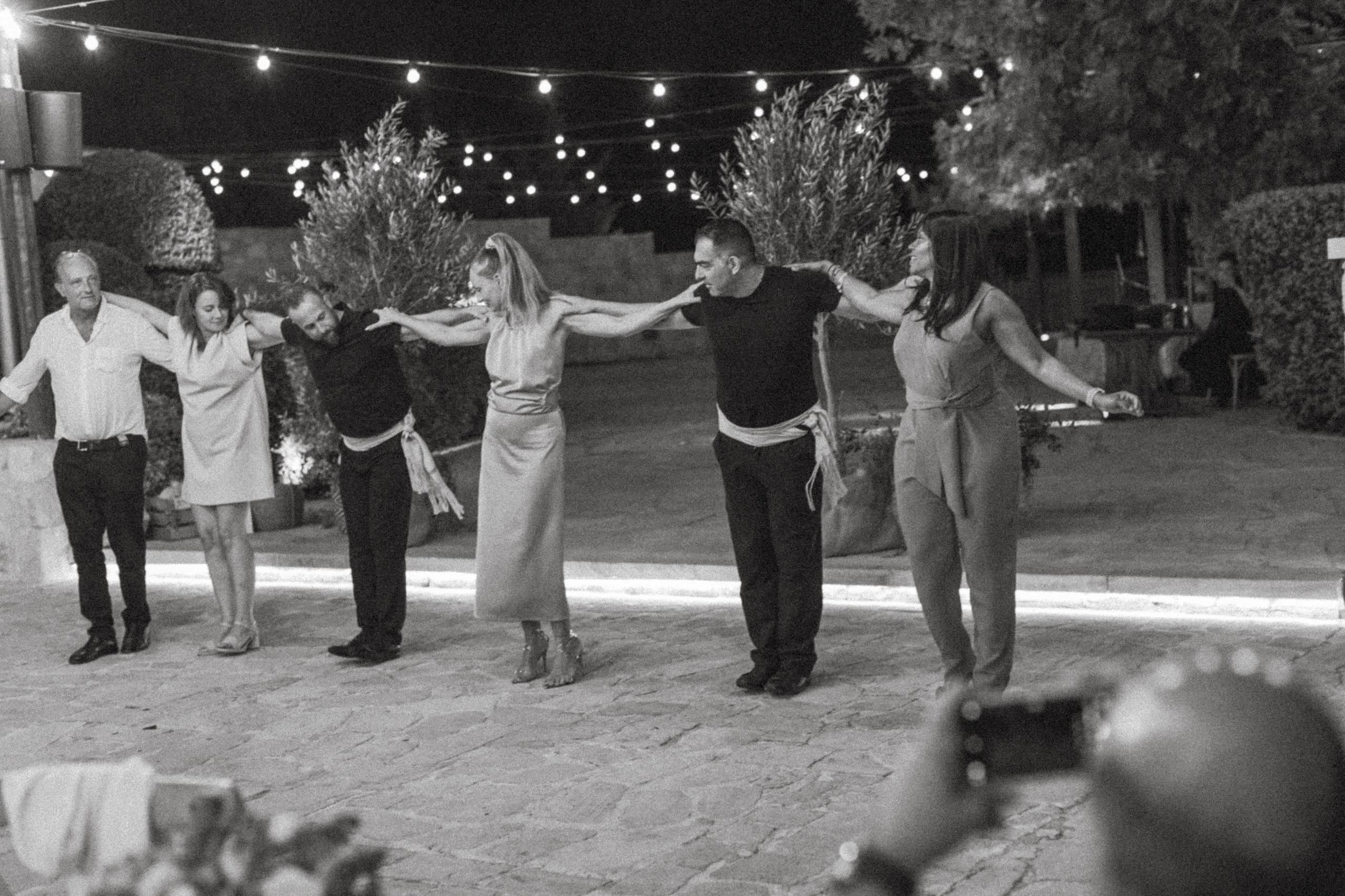 Dancing, laughter and traditions — a Greek-Russian Wedding. Katerina Nord | Wedding and Couple Photographer in Germany and Europe