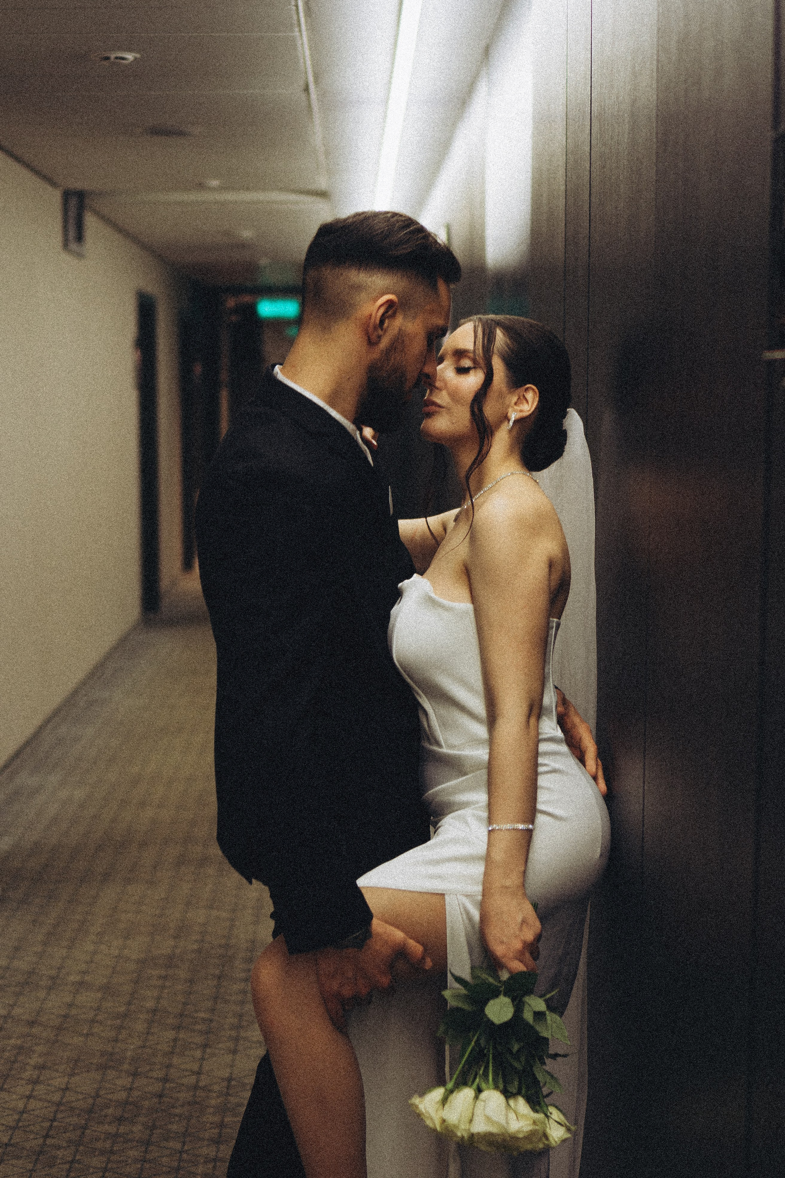 СВАДЕБНАЯ СЬЕМКА СБОРОВ ЖЕНИХА И НЕВЕСТЫ В ОТЕЛЕ И ТАКЖЕ ФОТОСЕССИИЯ В ОТЕЛЕЕ МЕГАПОЛИС БРЯНСК. Профессиональный фотограф, Санкт-Петербург — Виктория Богомолова