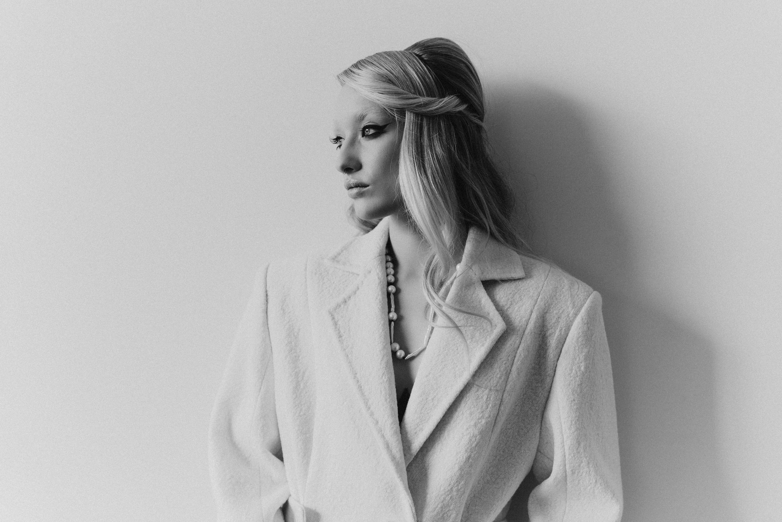 ZO: YOUR INNER PRINCESS. TUTSARKIS — Art Director | Stylist | Photographer