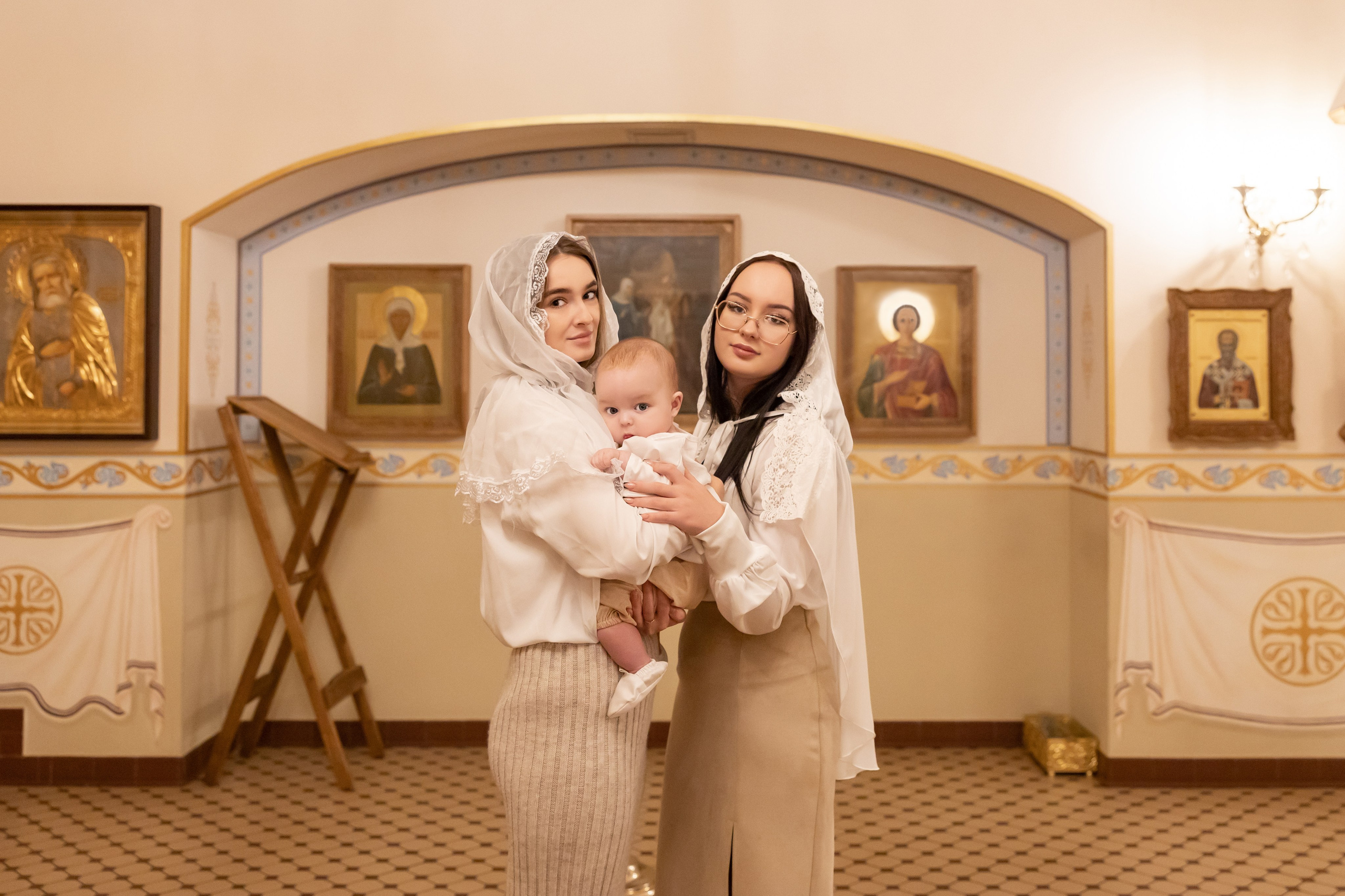 Крещение в Храме Покрова Пресвятой Богородицы. Семейный фотограф в Рязани и Рязанской области