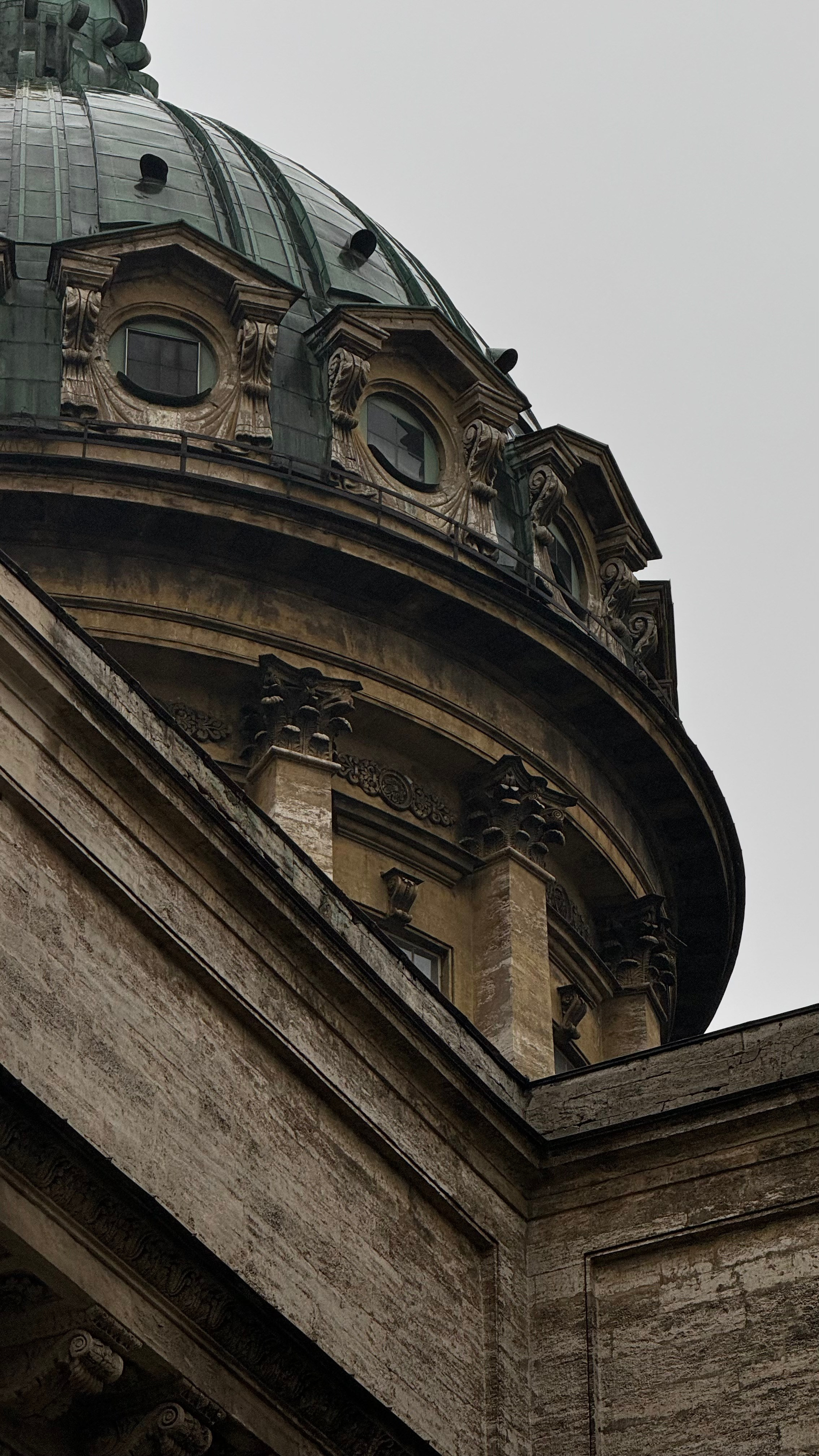 Интерьеры и экстерьеры. Content creator Saint-P