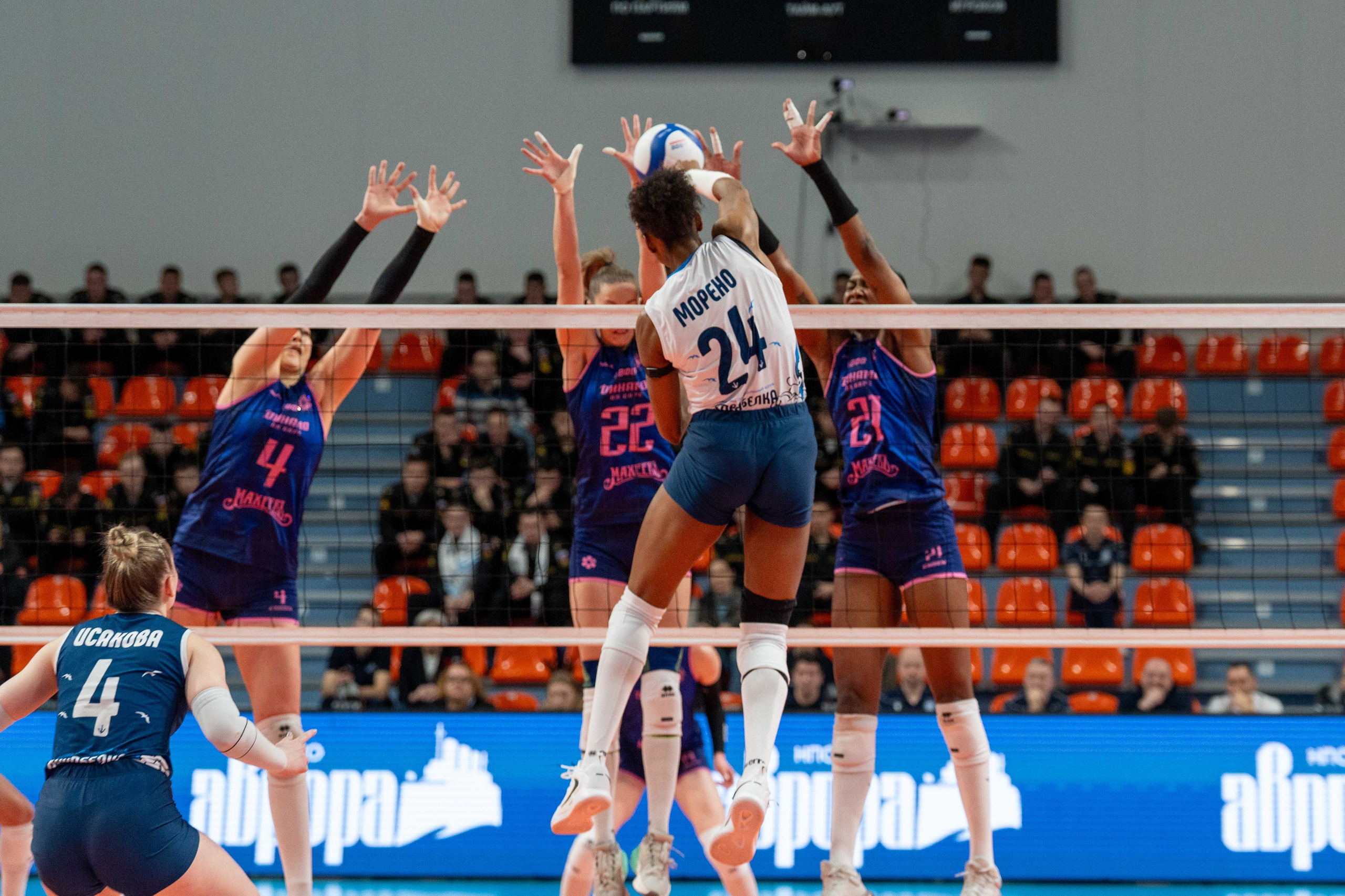 Корабелка — Динамо-Ак Барс (Казань): фотогалерея 15-го тура Суперлиги 2025/26 в Санкт-Петербурге | Антон Гауф. Спортивный фотограф в Санкт-Петербурге | Антон Гауф