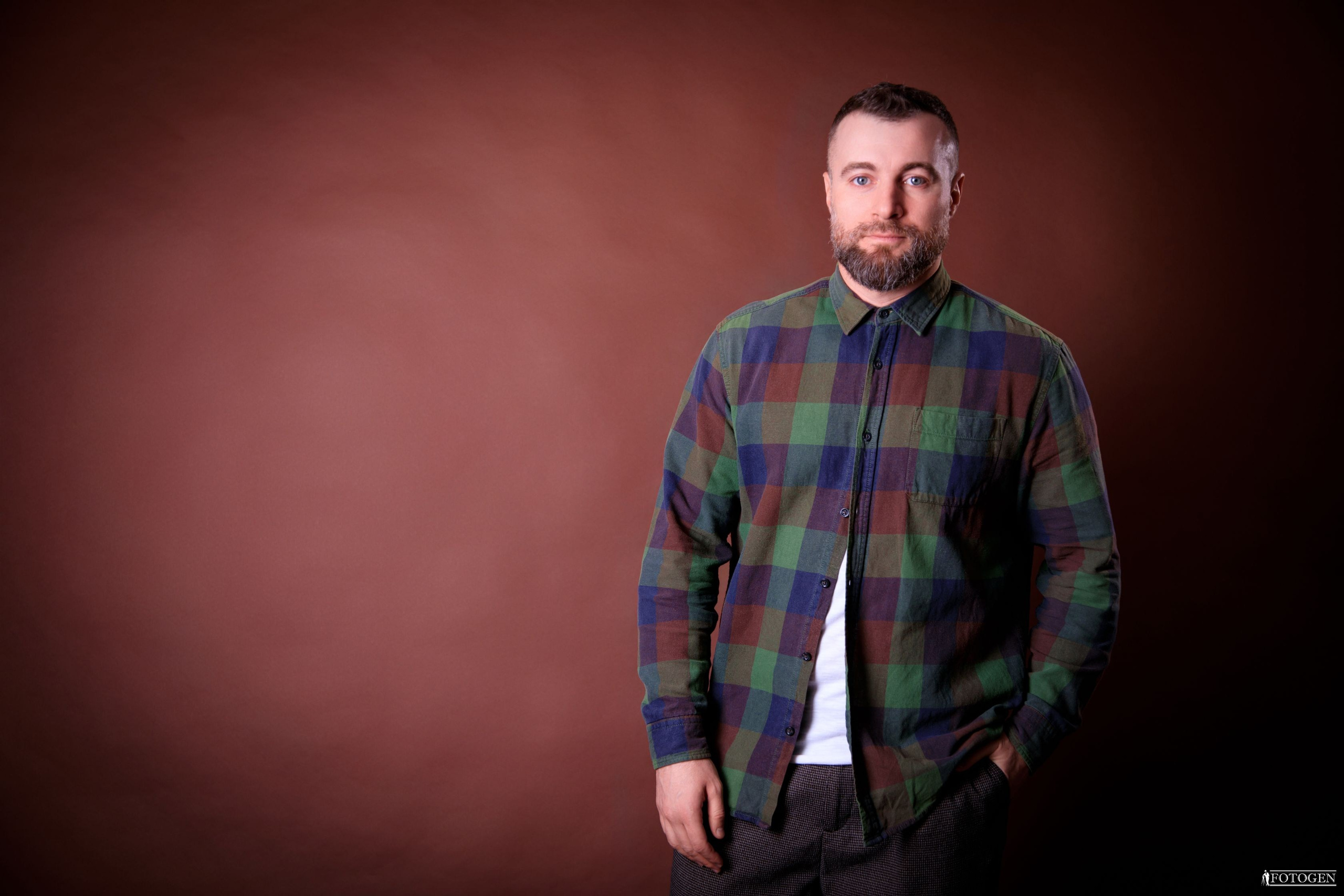 Пример мужской фотосессии STANDART 60 Минут | Бизнес Fotogen. Интерьерная фотостудия FOTOGEN г. Краснодар