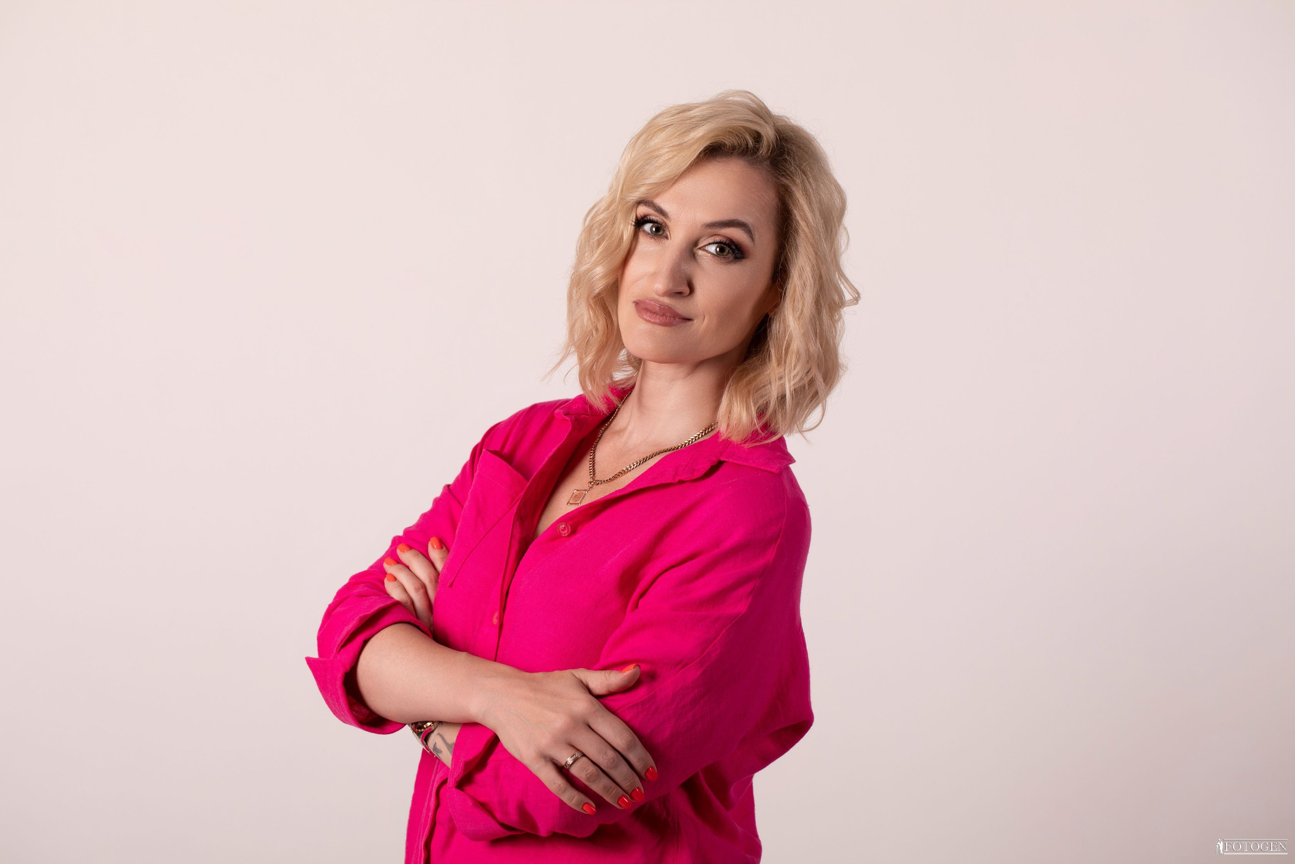 Красота и стиль: Фотосессии в студии Fotogen. Интерьерная фотостудия FOTOGEN г. Краснодар