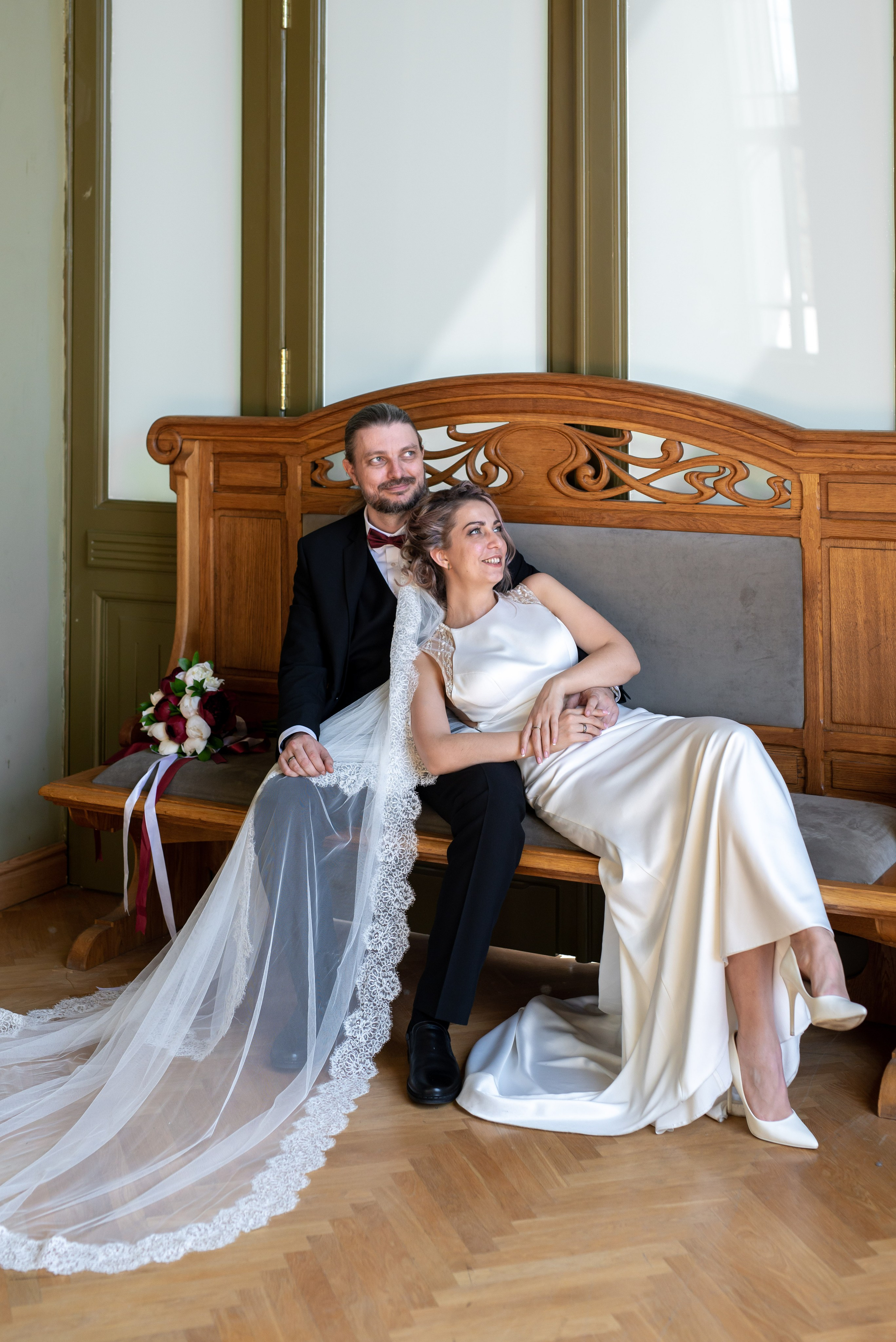 Юлия и Денис (фотосессия на Витебском вокзале и в Польском саду). Портретный, семейный и свадебный фотограф в Санкт-Петербурге и в Пушкине Ширяев Денис