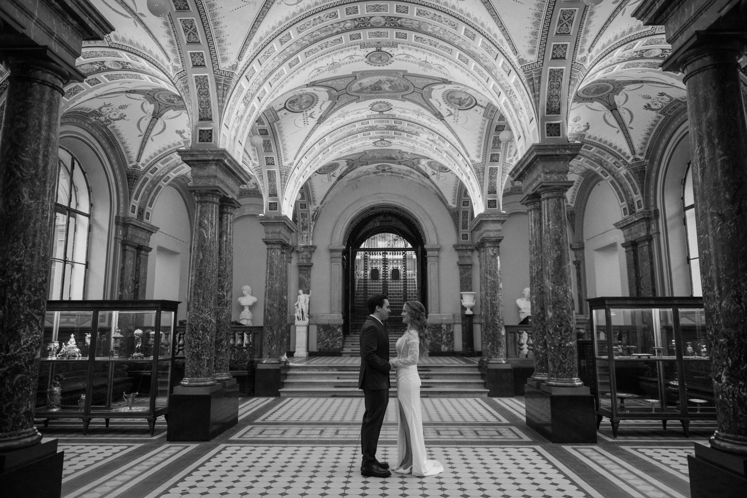 14 дворцов в Санкт-Петербурге для свадебной фотосессии в дождь. Свадебный фотограф в Санкт-Петербурге Венера Ахметова