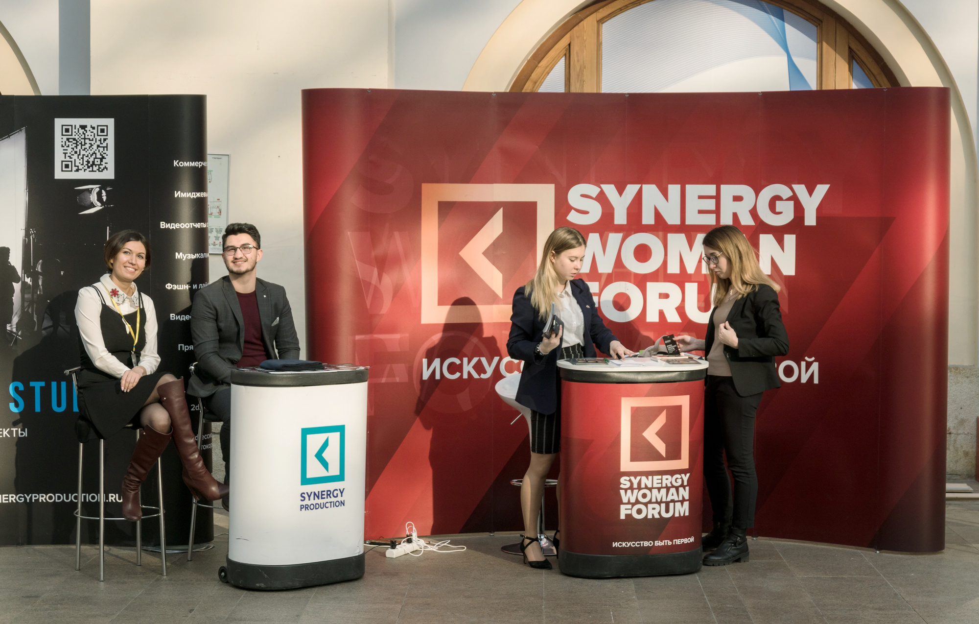 Фоторепортаж с выставки-продажи Art Russia. Интерьерный и архитектурный фотограф в Москве Панова Ольга