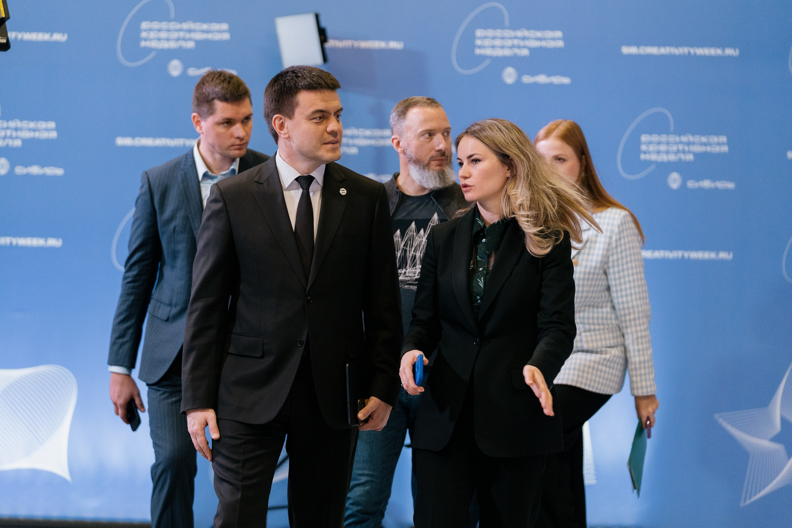 Российская креативная неделя. Репортажный фотограф Красноярск Алекс Чампакхам