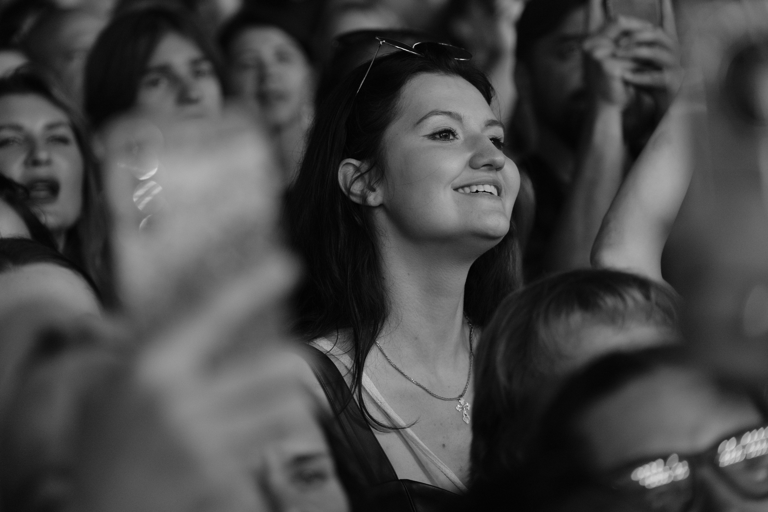 Диана Арбенина (группа «Ночные снайперы») — Москва, МТС Live Лето 2024. RedGeek - блогер и стручњак за образовање и ИТ Кирил Ситнов