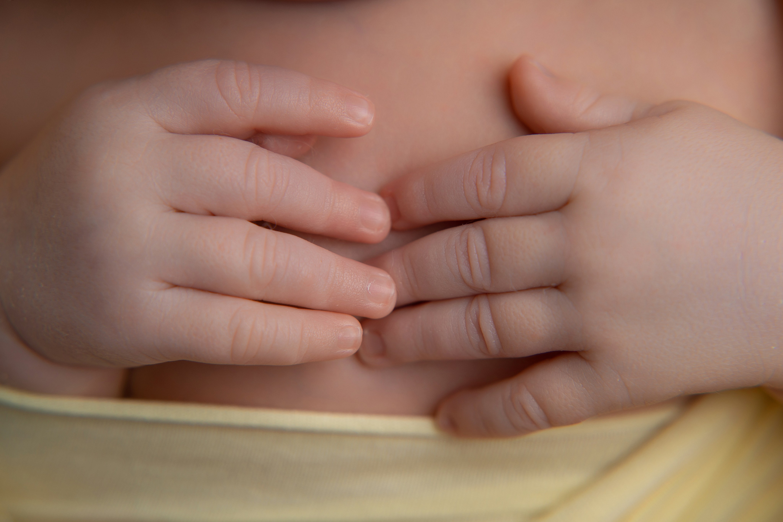 Фото с родителями/Макроснимки. Фотограф новорожденных Оренбург и свадебный фотограф Оренбург