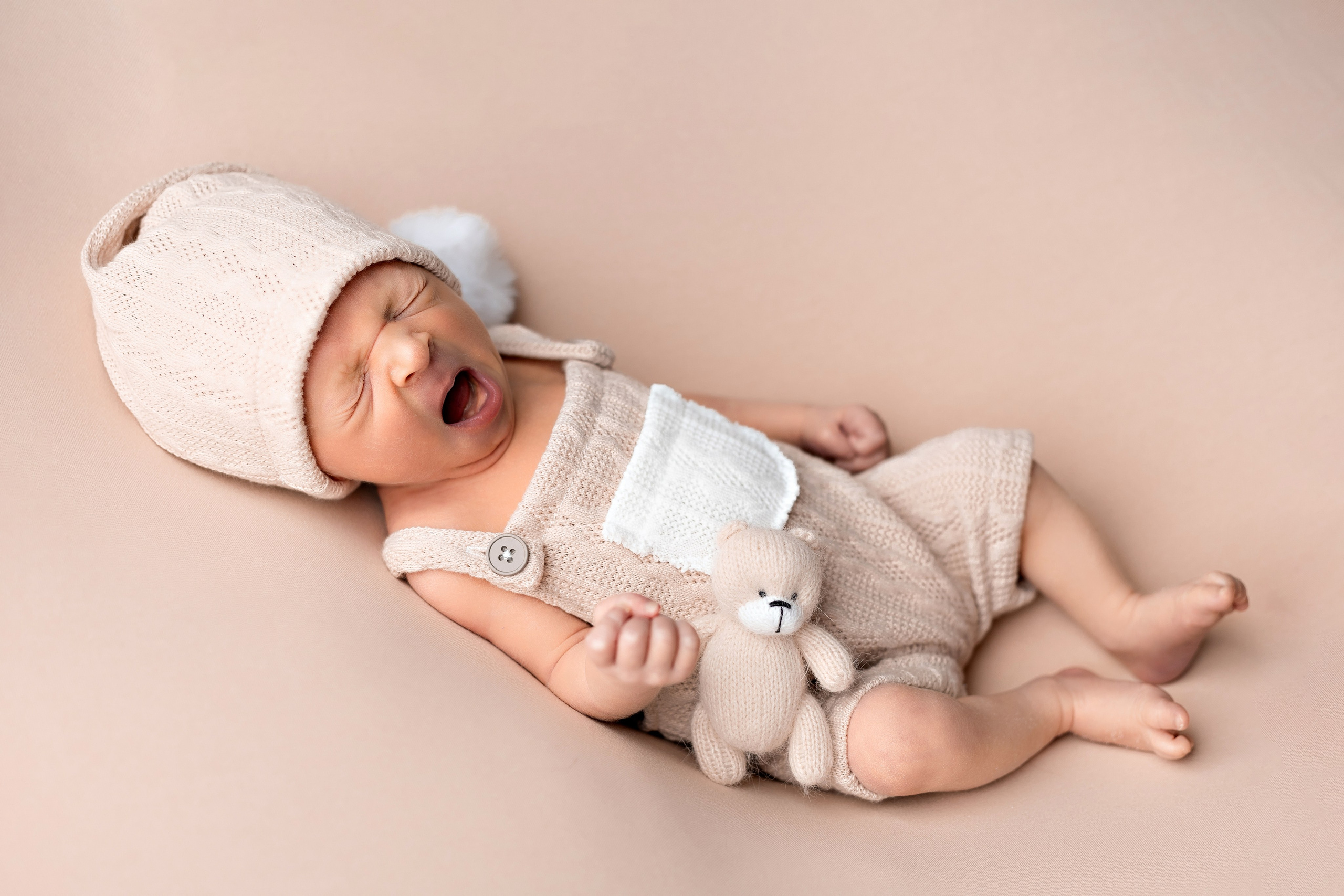 Новорожденные. Фотограф Ханты-Мансийск