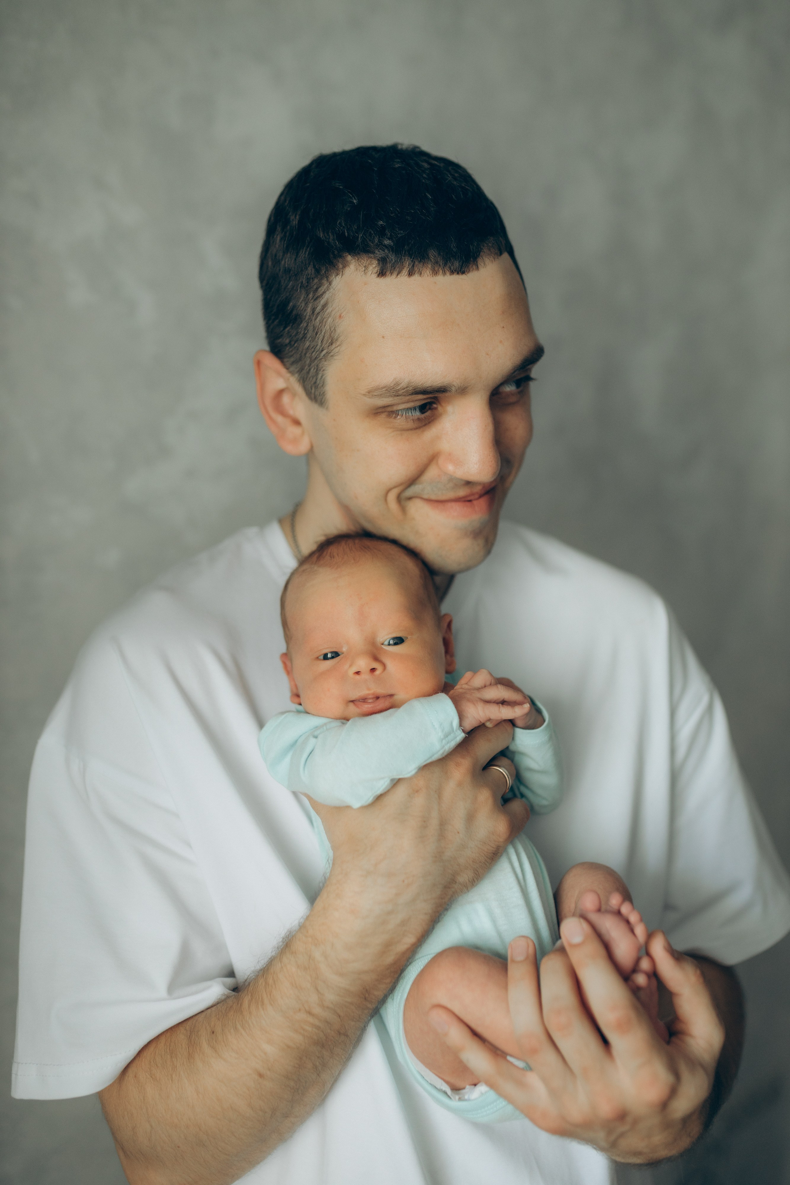 Ира, Дима, Кирюша, бабушка и Тайсон. Семейный фотограф и фотограф на роды в Ростове-на-Дону Мухина Виктория