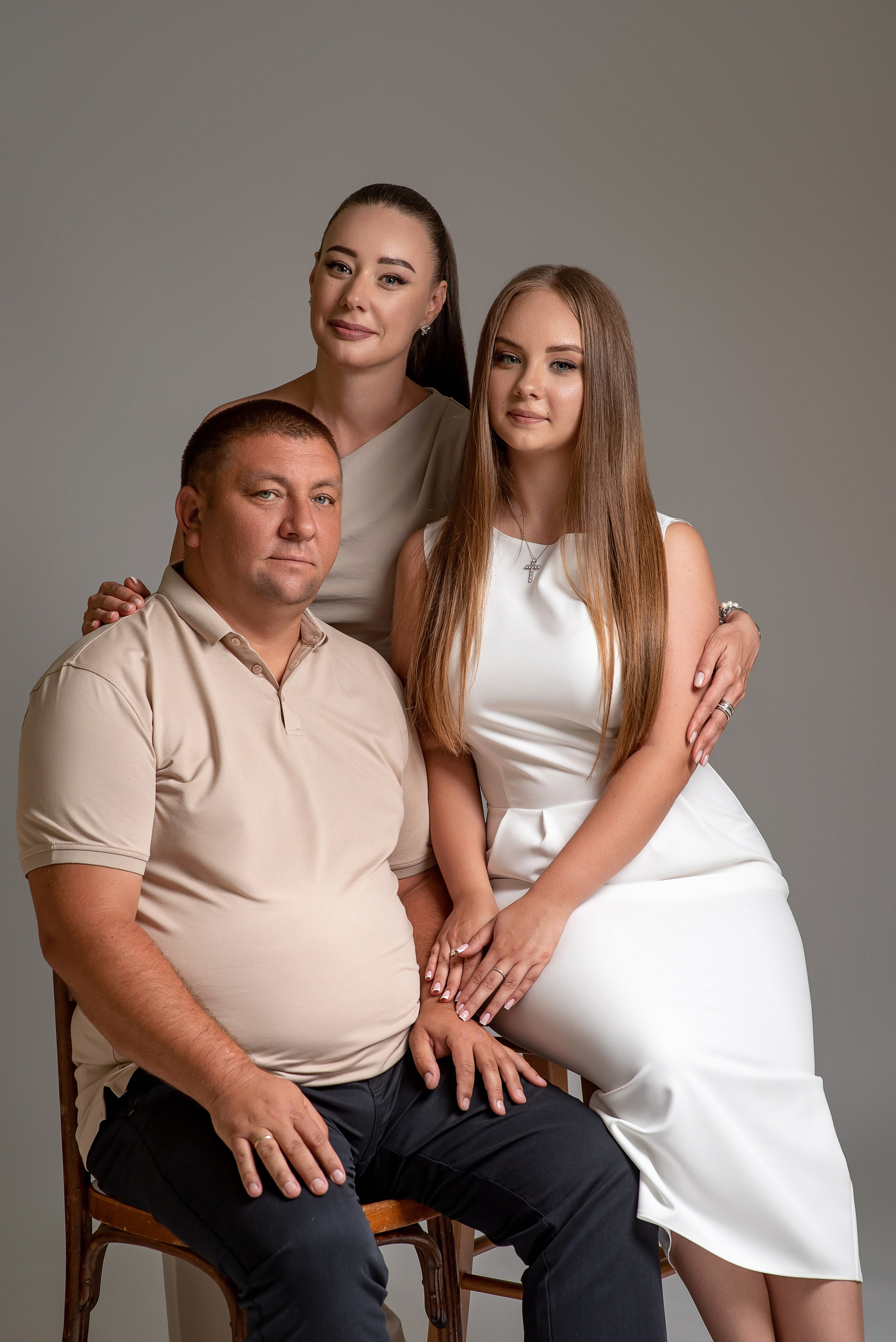 Выпускной для Насти — семейная 2024. Семейный и детский фотограф Наталья Горда