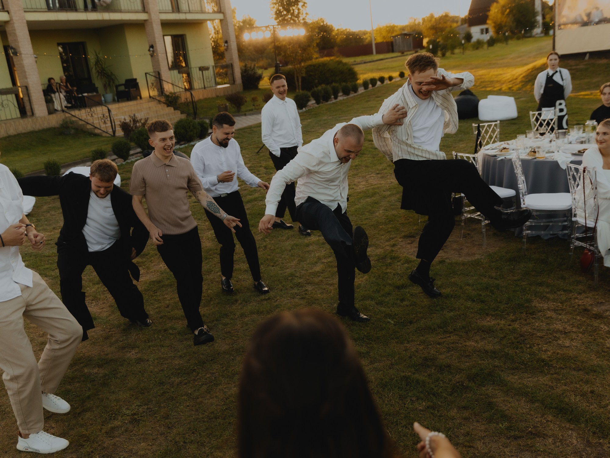 Лиза и Илья (полный день). Свадебные фотографы в Гомеле и Минске Сергей и Анастасия Фещенок