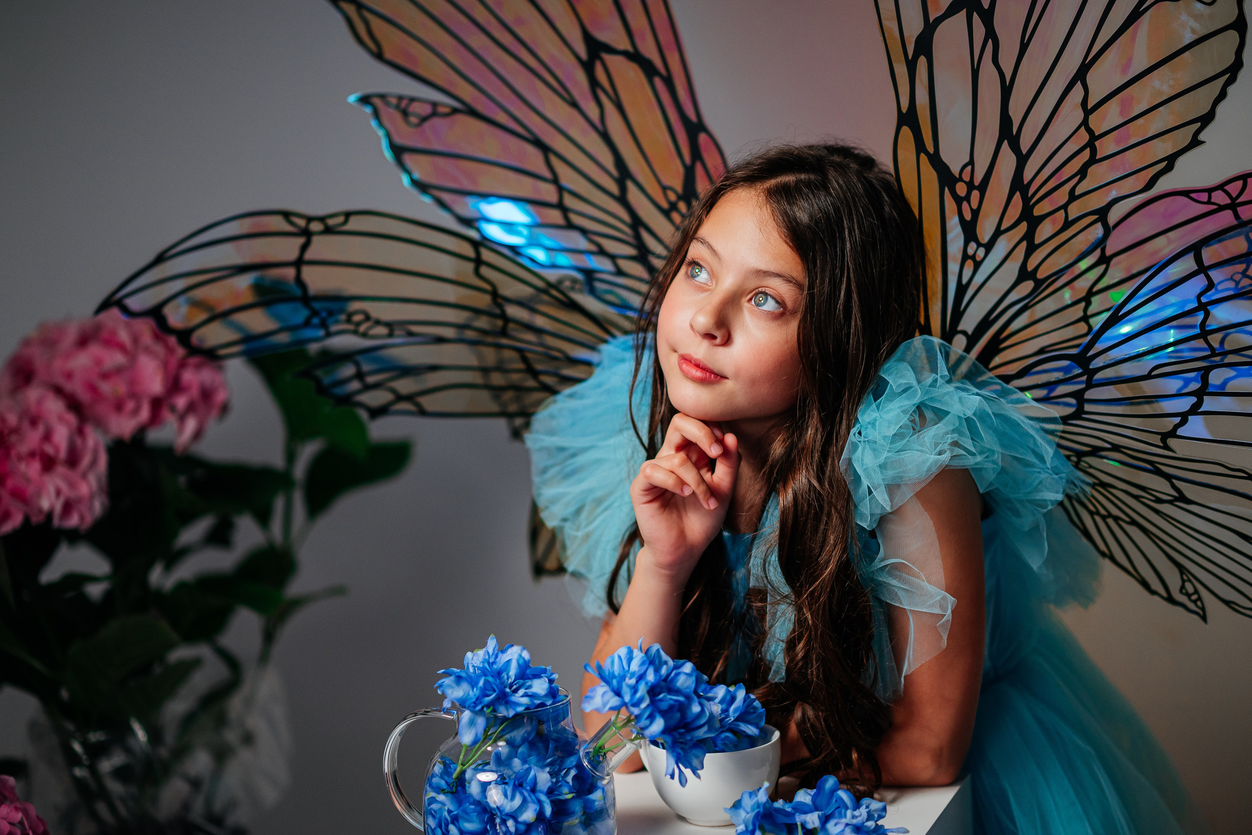 Вероника и гортензии. Семейный фотограф в Краснодаре