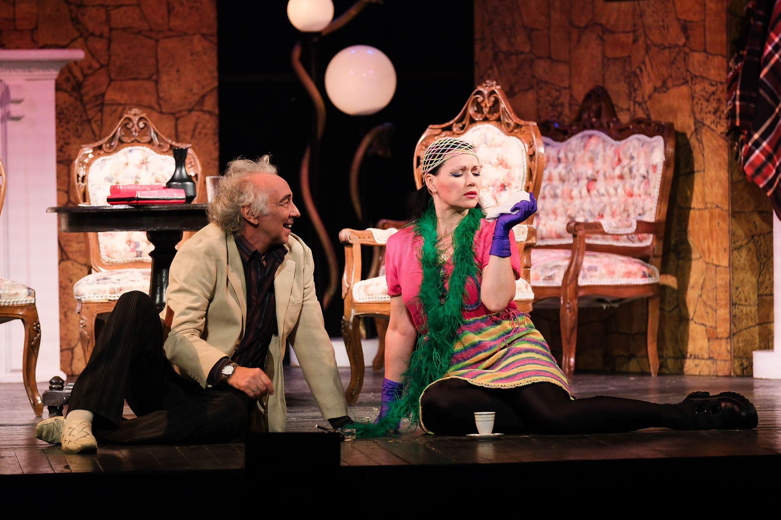 Ужин с дураком. Фотограф Анатолий Деникин