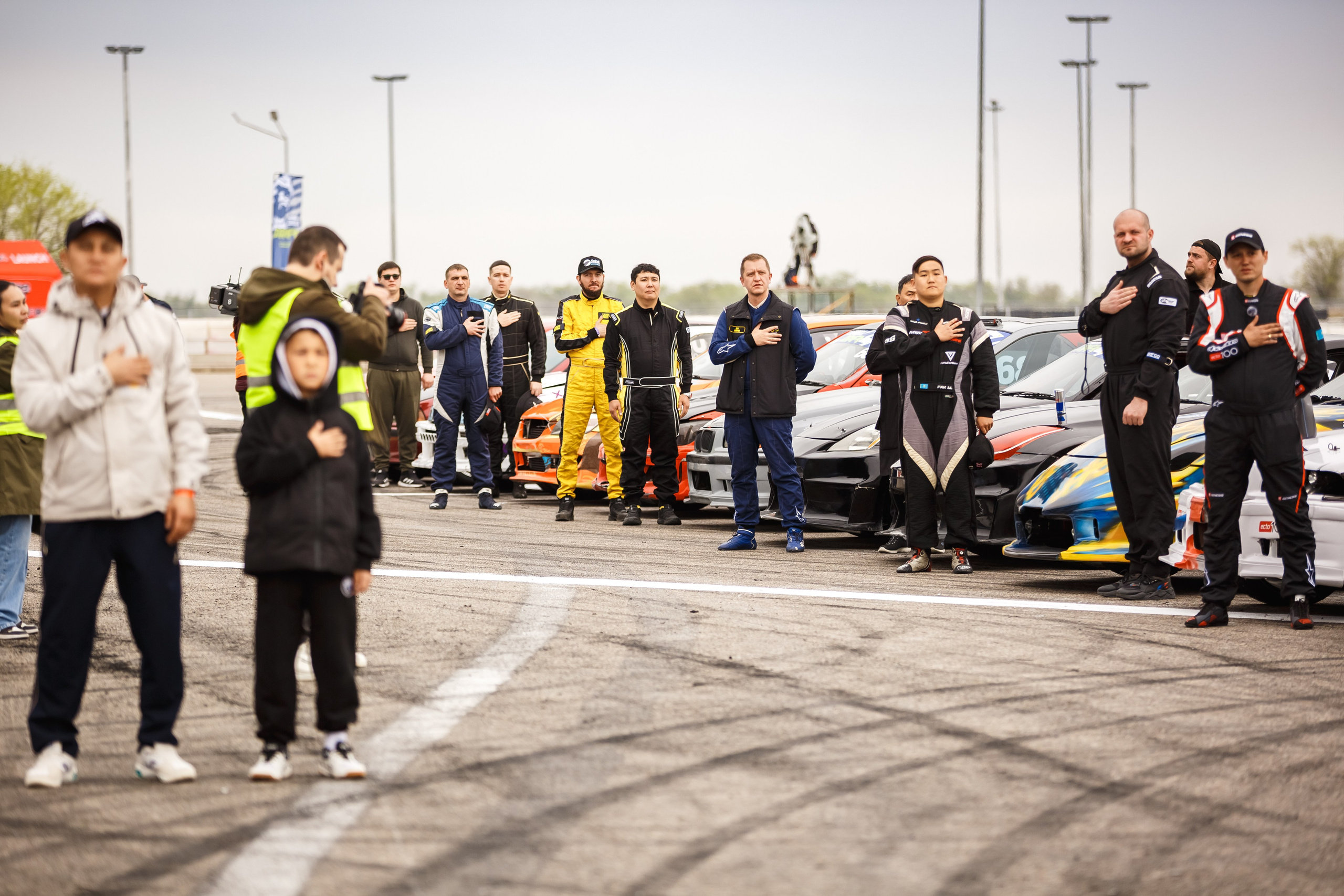 ВСЕ АЛЬБОМЫ ДОСТУПЕНЫ ПО ССЫЛКЕ https://gorillaenergymedia.com/19-04-2026-gorilla-drift-round-1-album-1-nw26qc. Gorillaenergymedia