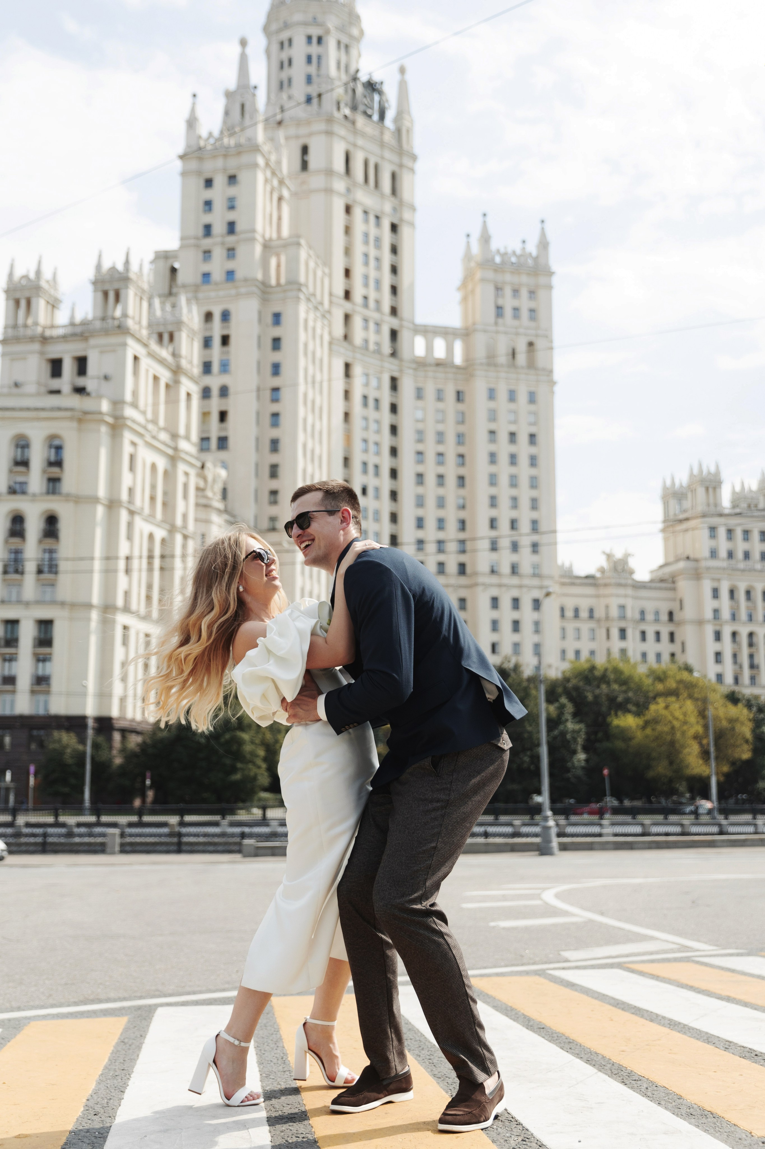 Свадебная фотосессия на Котельнической набережной и в парке Царицыно, Роспись в Шипиловском ЗАГСе. Свадебный фотограф Москва Анастасия Храмова