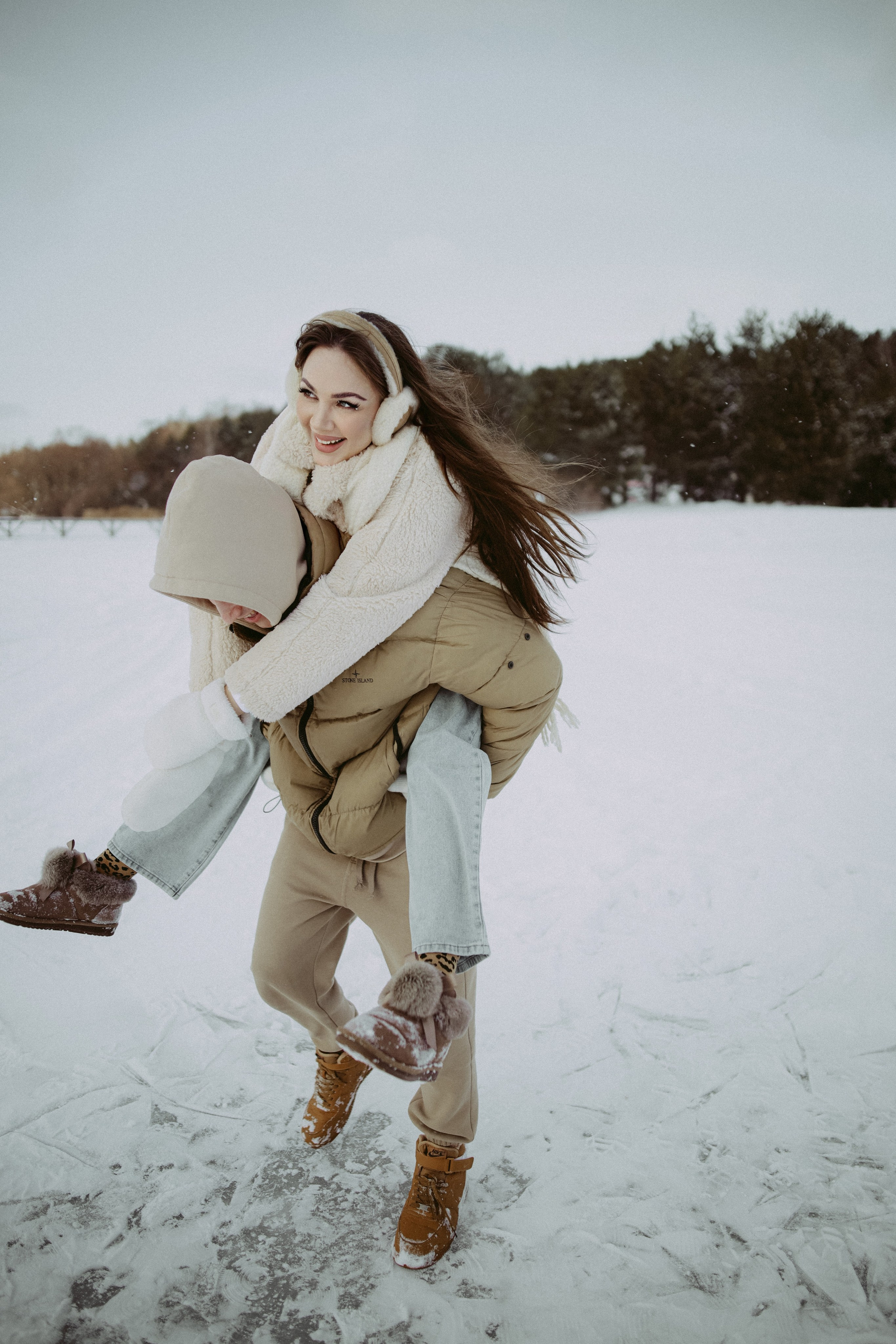 Саша и Денис. Главная