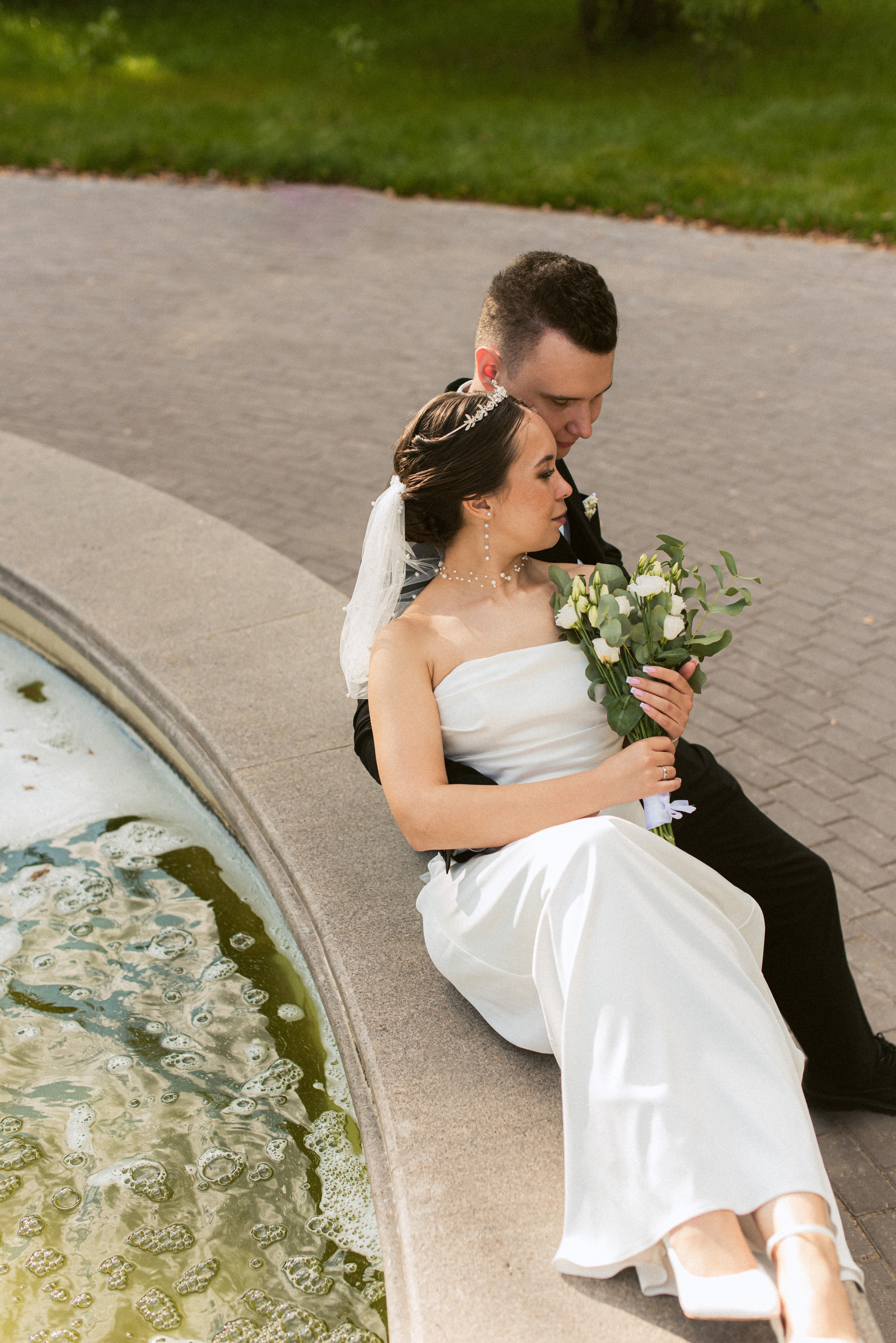 Свадебная фотосессия: свадьба в Южном Бутово и прогулка в Усадьбе Гребнево | Алёна Макеева. Свадебный и семейный фотограф в Москве и МО (Фрязино, Королёв, Коломна) Макеева Алёна