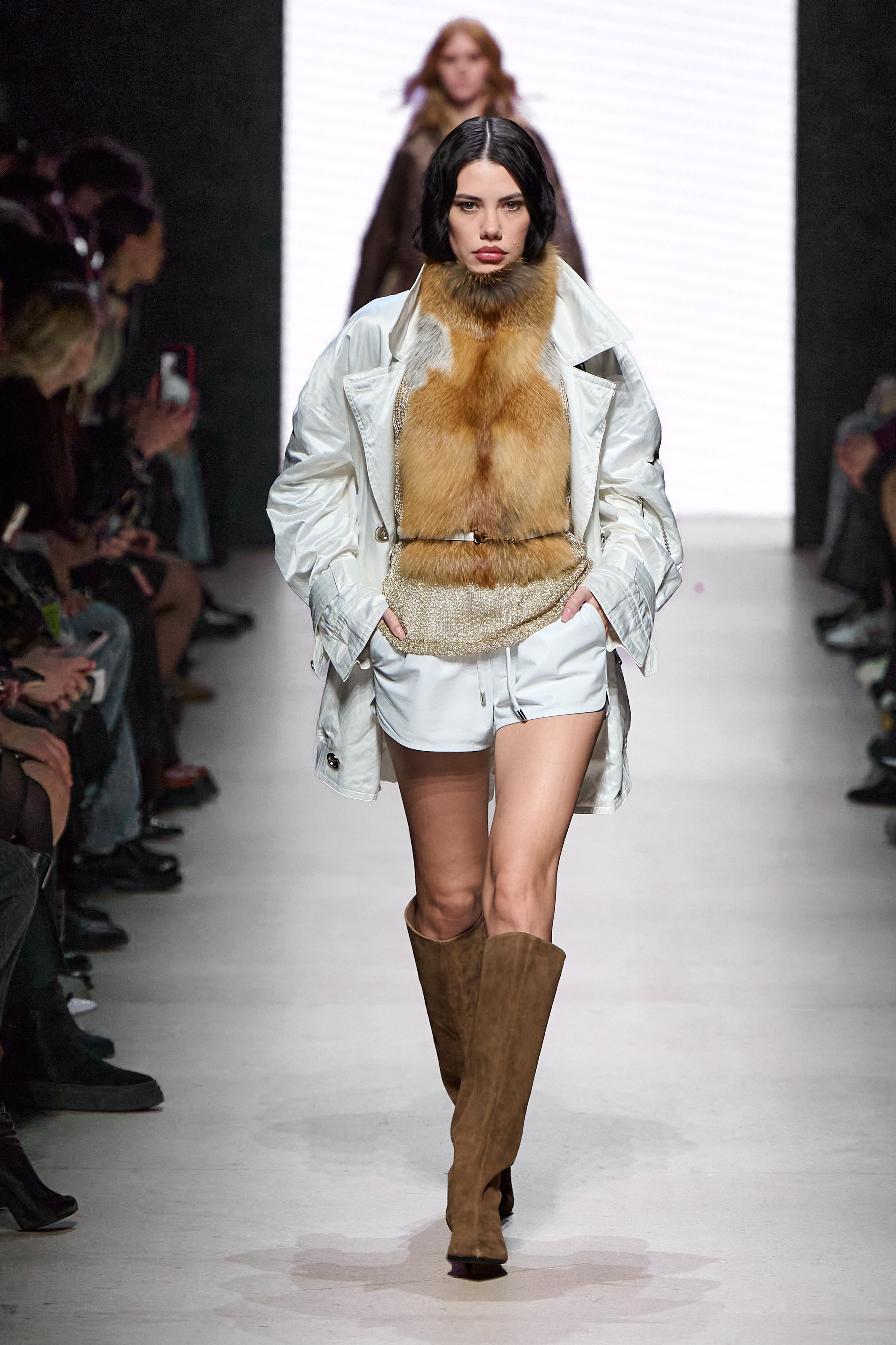 Efremov. Московская неделя моды. 2025. Дима Бабушкин. Фотограф. Подиум. Репортаж. Творчество. Дорого