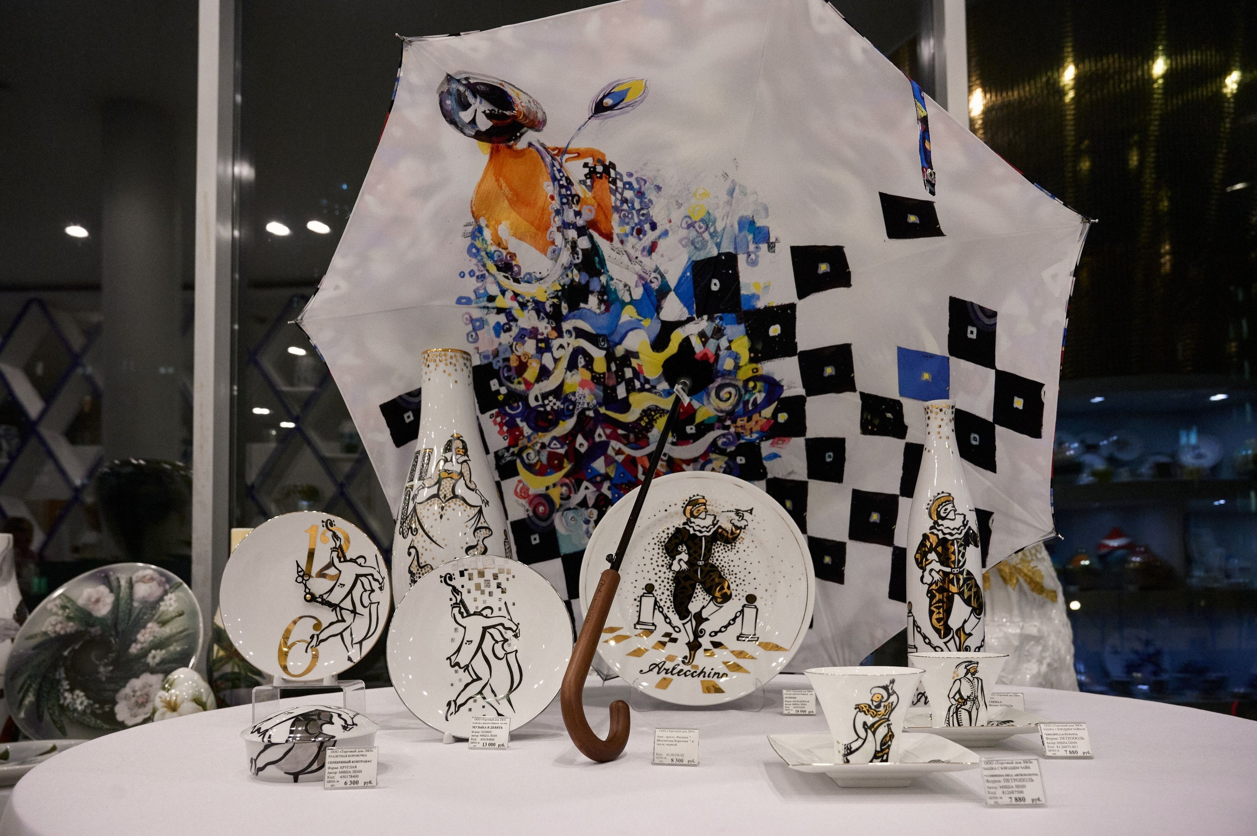 Императорский фарфоровый завод и Misha Lenn. 2022. Дима Бабушкин. Фотограф. Подиум. Репортаж. Творчество. Дорого