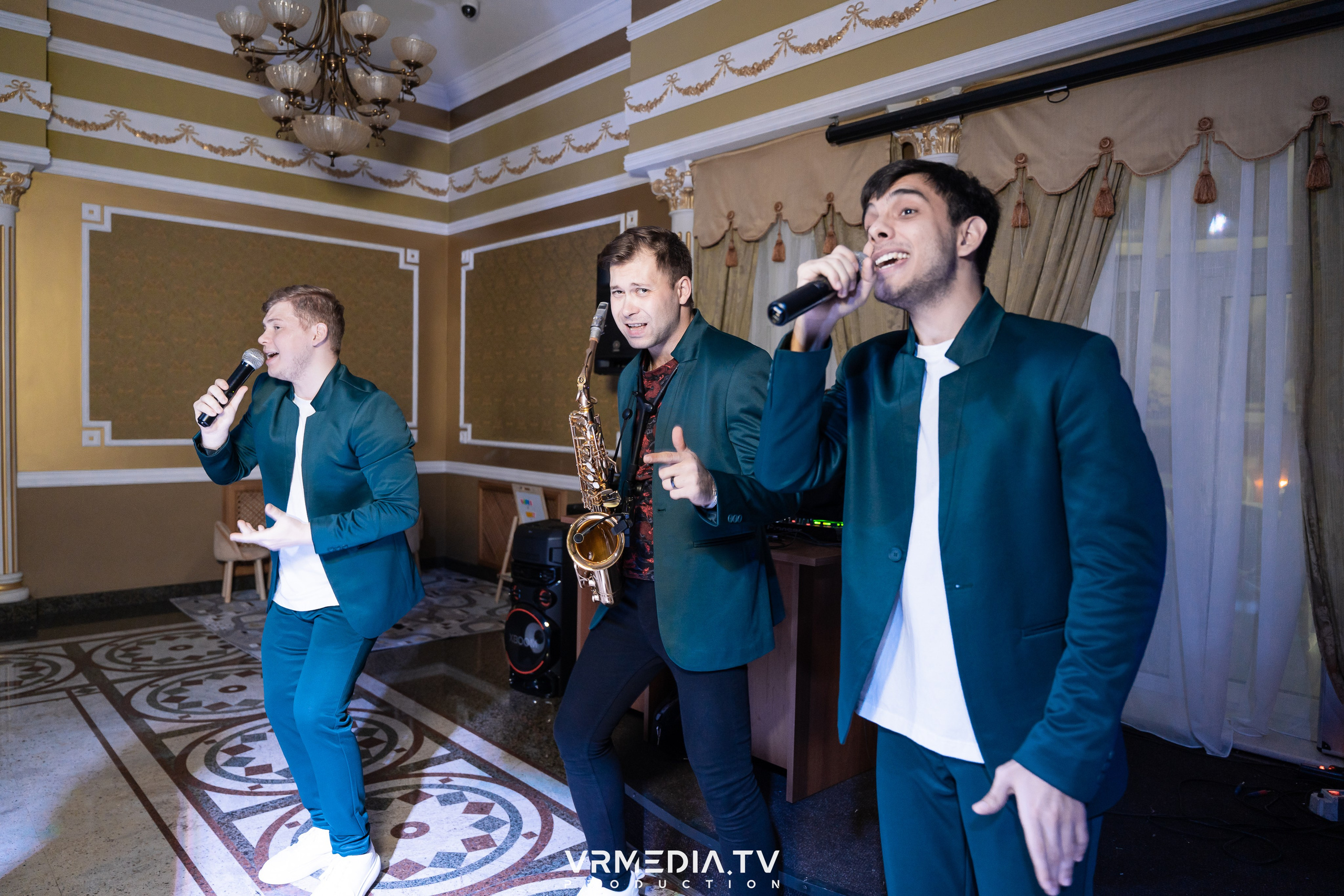 Bad Boys Band в ресторане «Империя»