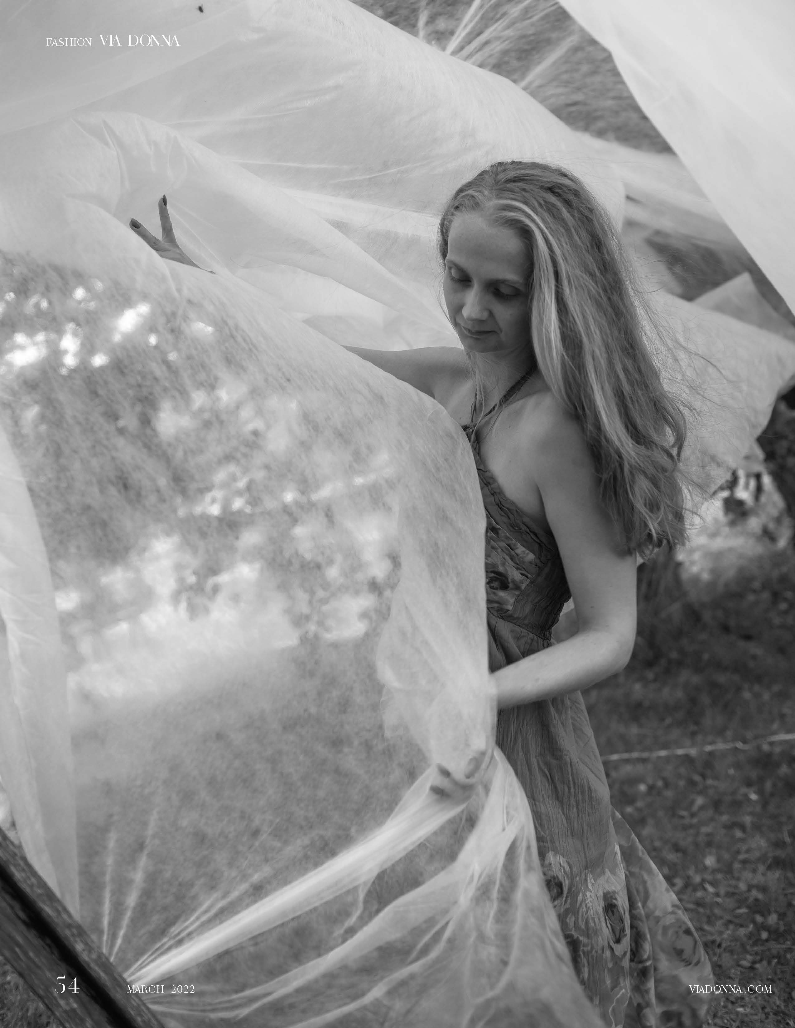 VIA DONNA. Reportage, architectural, fine art photographer Lena Melnikova in Moscow