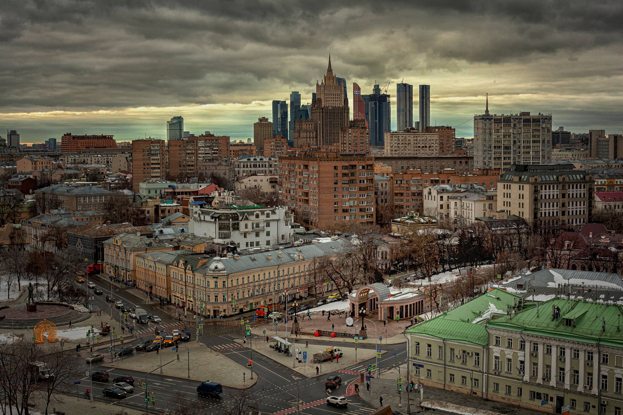 Cities in FINE ART style. Reportage, architectural, fine art photographer Lena Melnikova in Moscow
