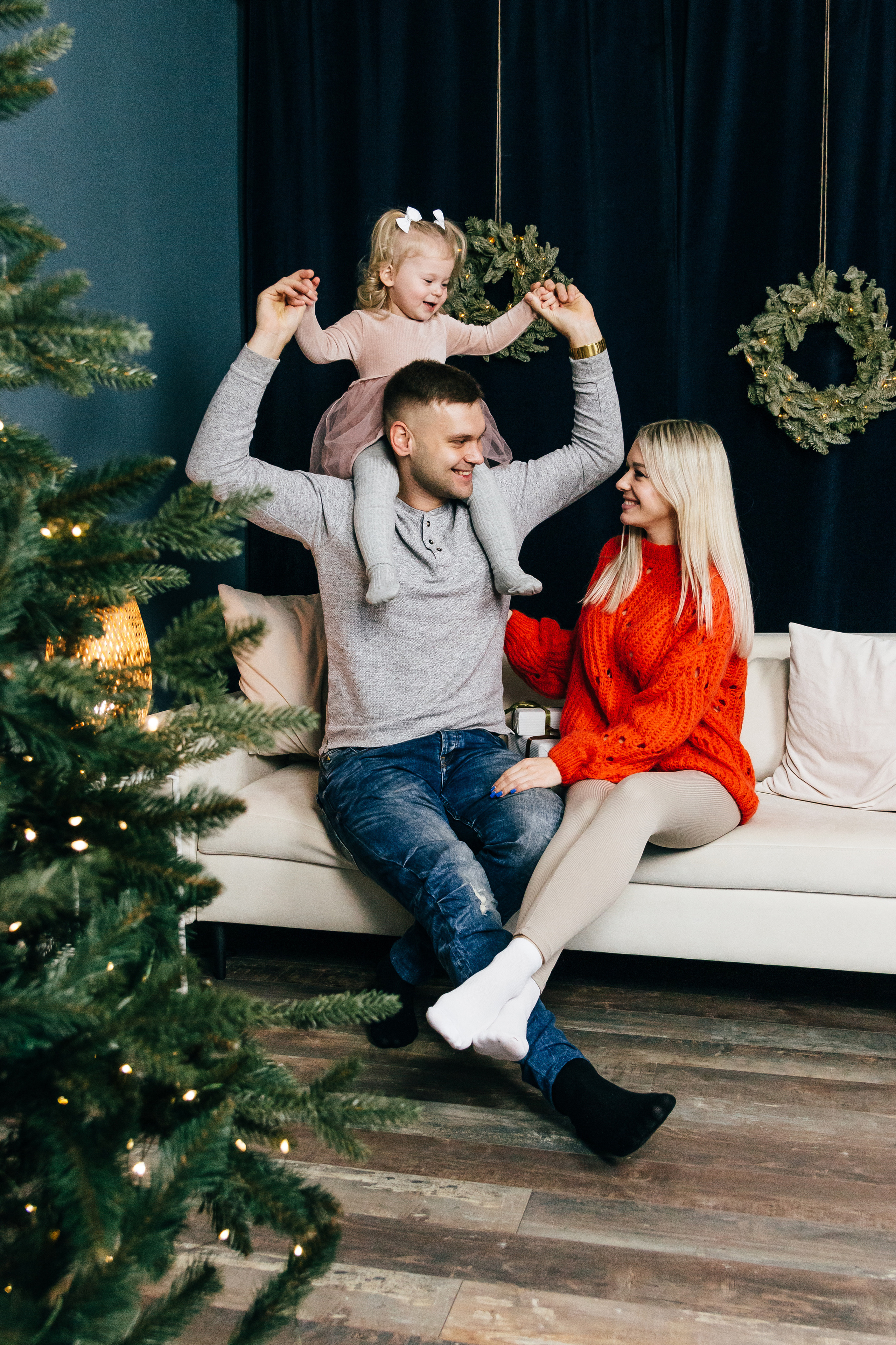 Алина, Олег и&nbsp;Яна