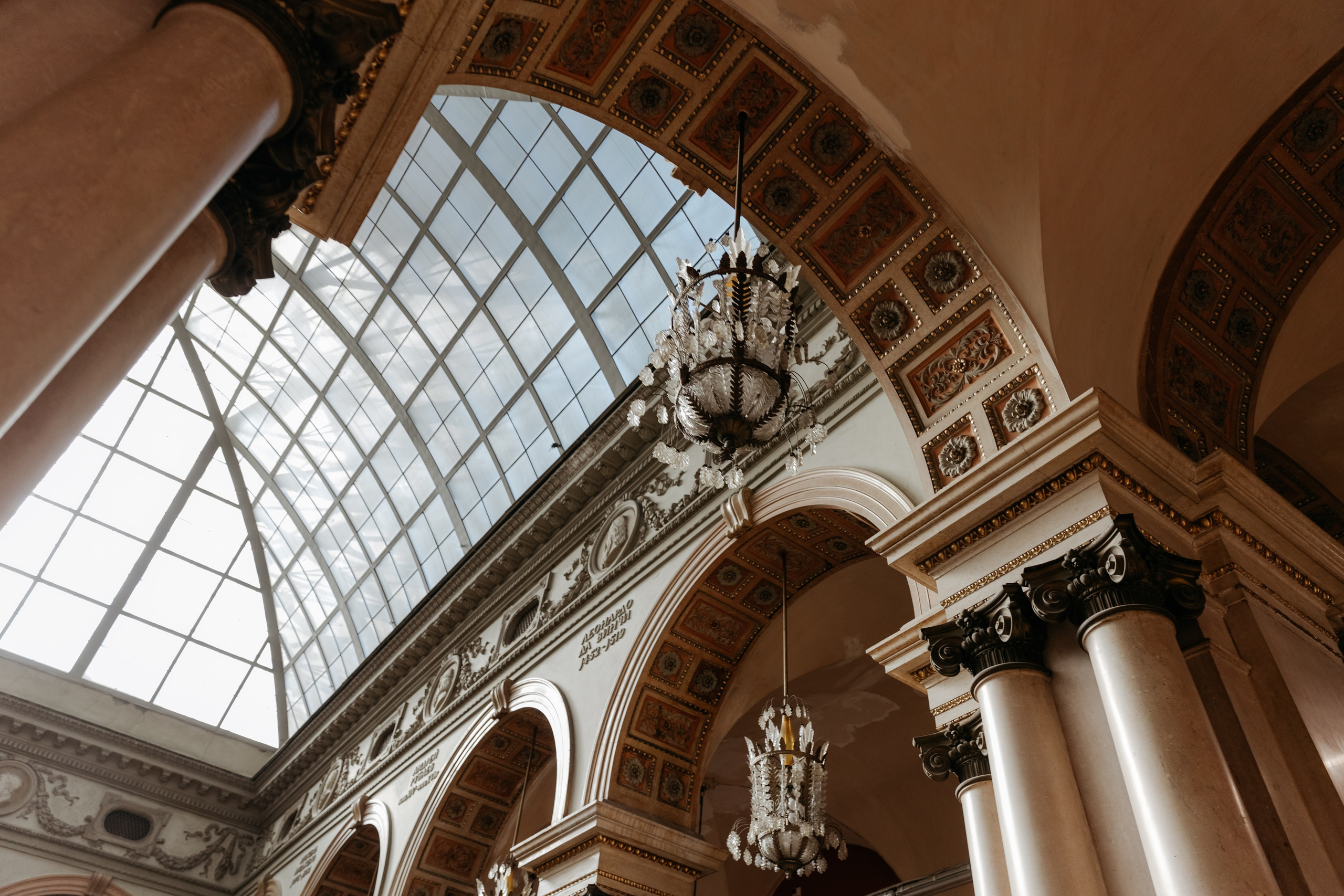 L’amore passa sette muri. Свадебный и репортажный фотограф в Санкт-Петербурге