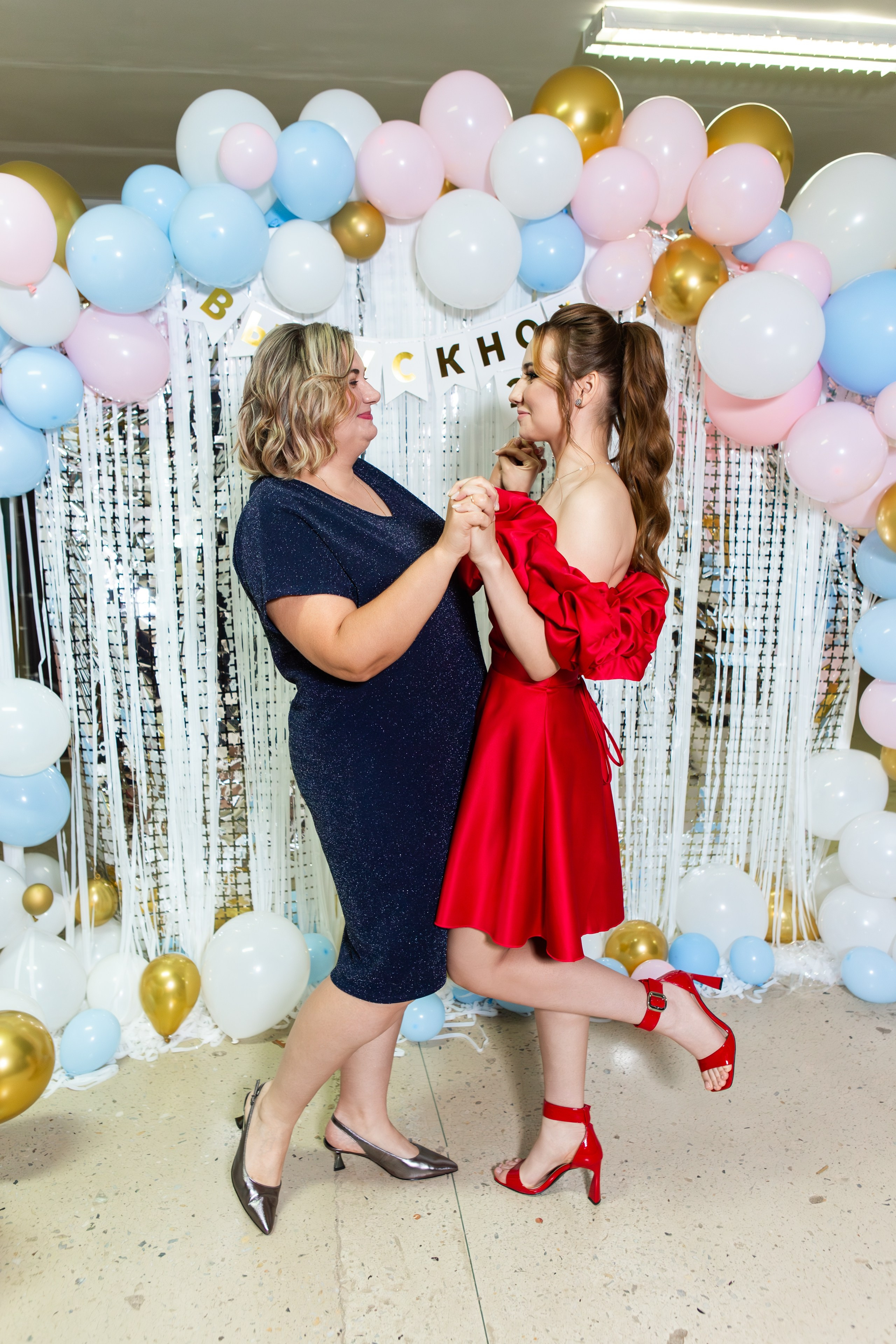 ФОТОСЕССИЯ С РОДИТЕЛЯМИ ВЫПУСКНОЙ 2025 9 ШКОЛА Г.МЦЕНСК. Профессиональный фотограф в Мценске и Орловской области