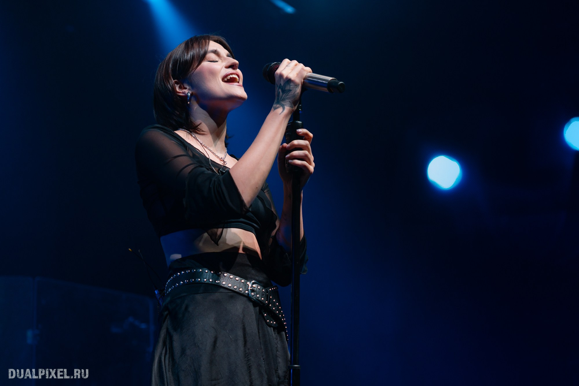 Mona. Магия музыки в кадре: Концертная Фотография