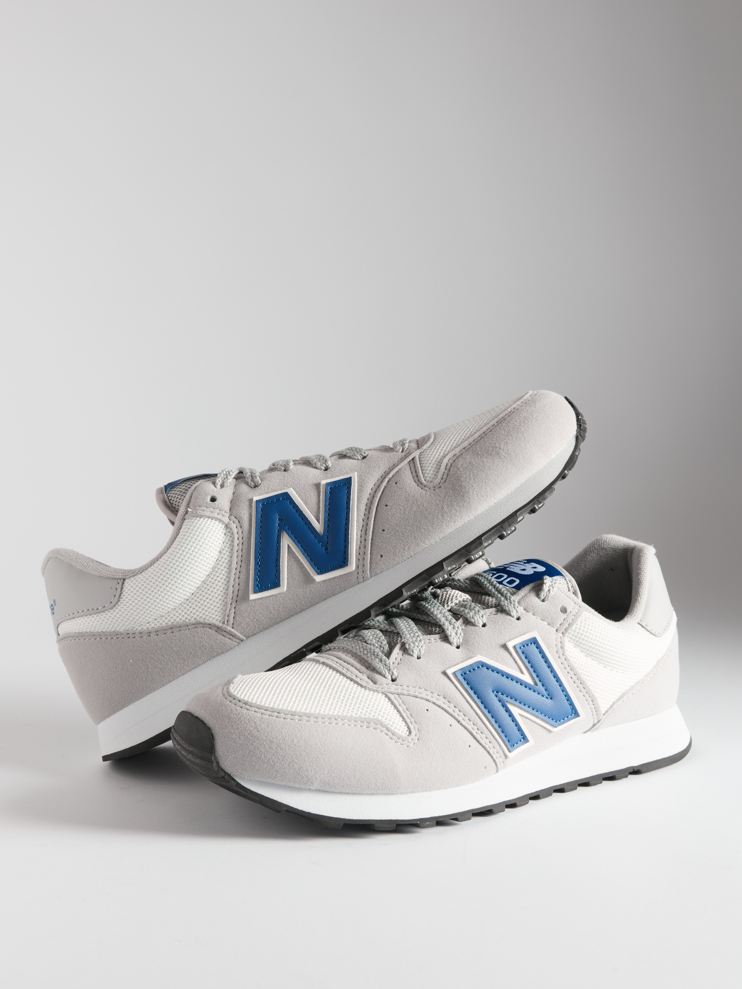 Предметный фотограф в Москве Евгений Шубин