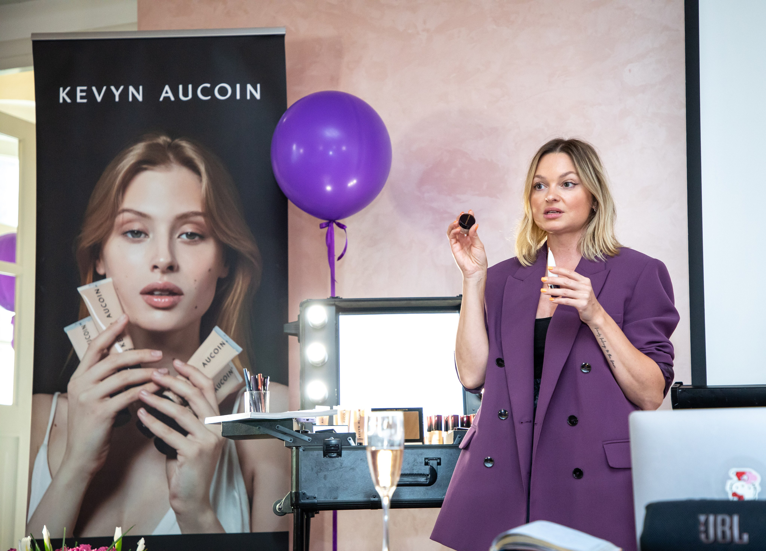 Профессиональная EVENT-съемка в Москве и Московской области. Фотостудия в Москве LUXARTPHOTO