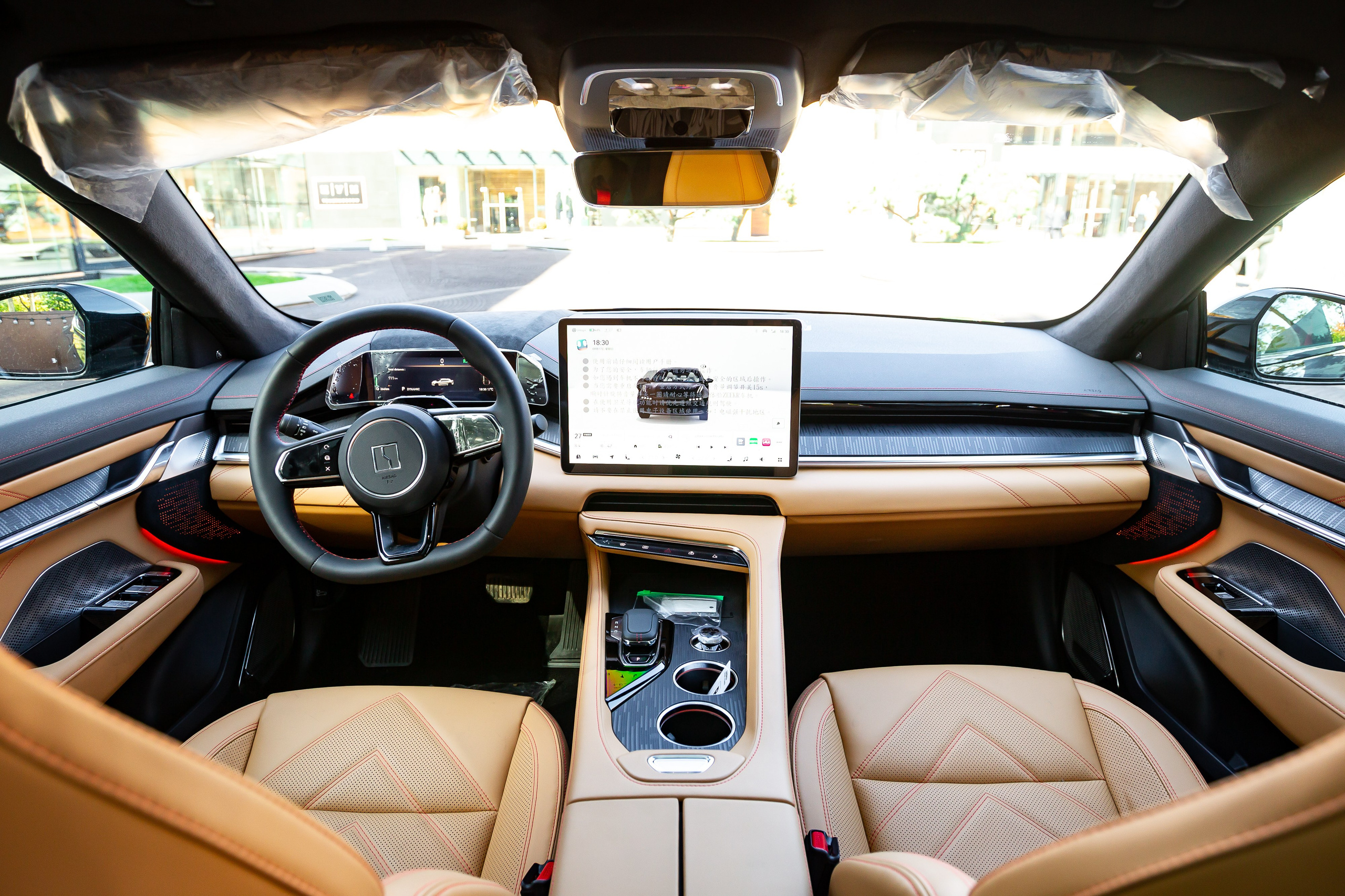 Профессиональная фотосъемка автомобилей в Москве и Московской области. Фотостудия в Москве LUXARTPHOTO