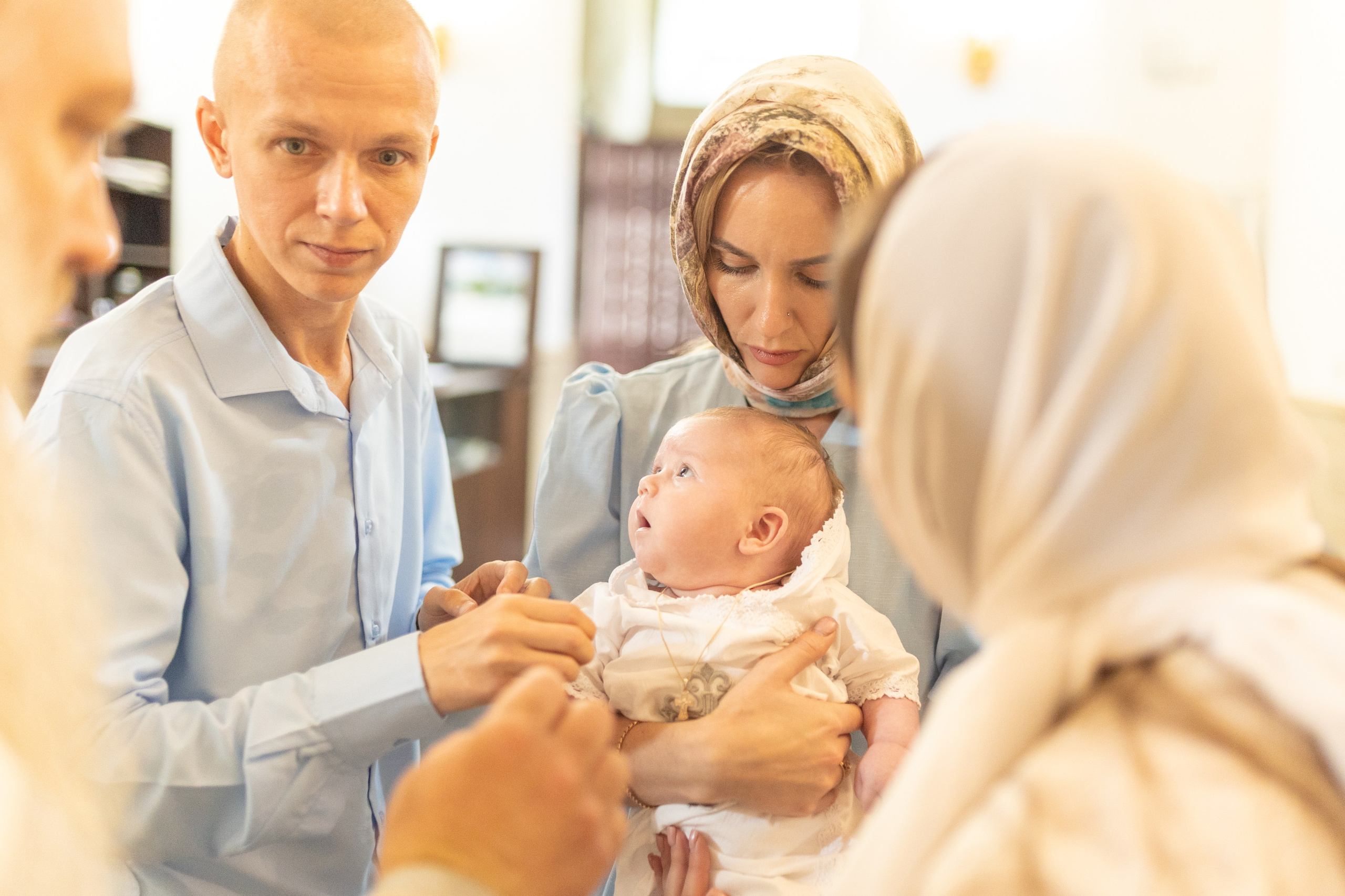 Крещение, Храм во имя Всемилостивого Спаса (на Звёздочке). Фотограф новорожденных. Детский и семейный фотограф Марьяна Юдина