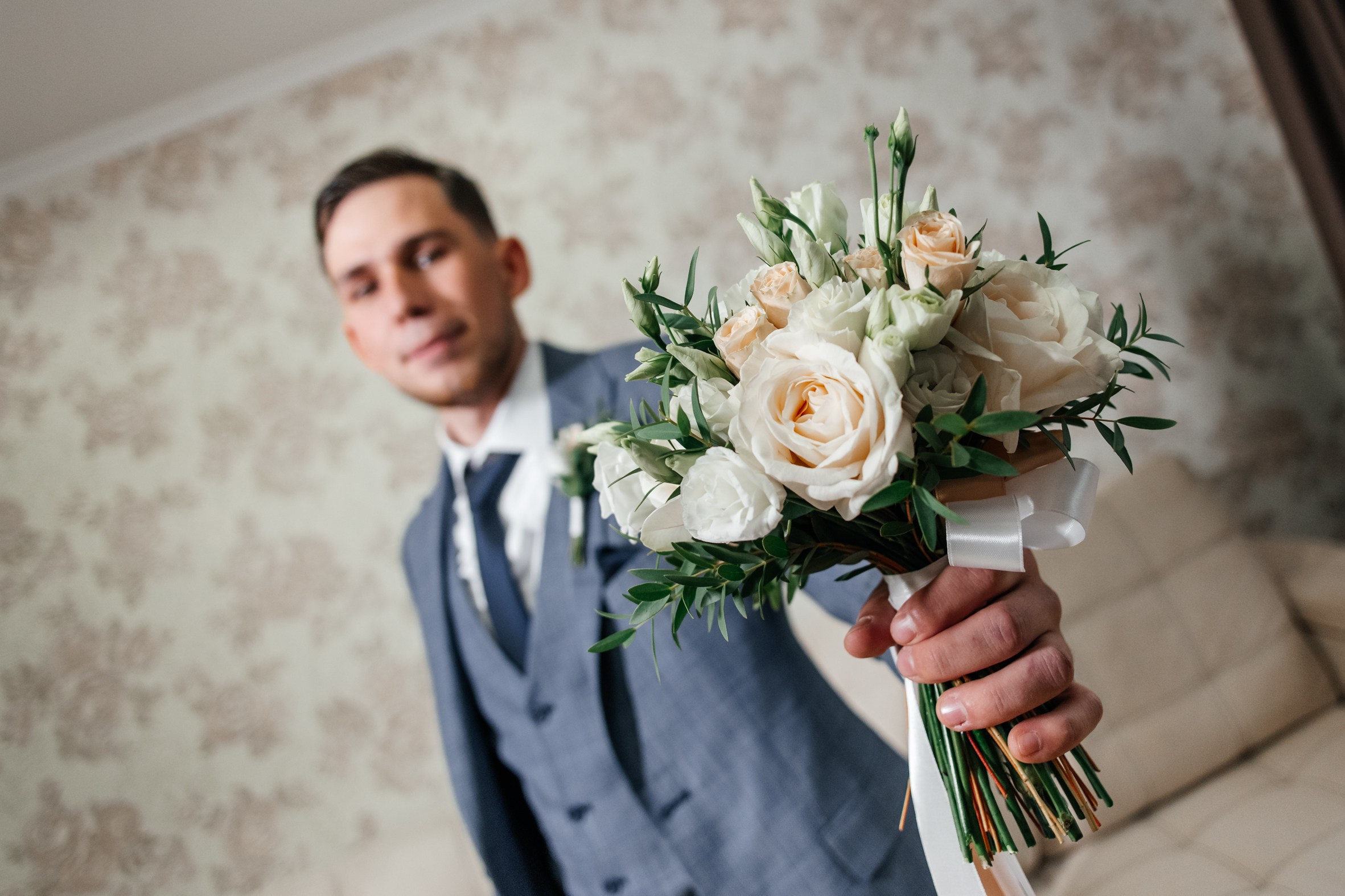 Свадебная съёмка. Люксмедиа — это команда фотографов и видеографов. Город Казань. Дамир Сафин