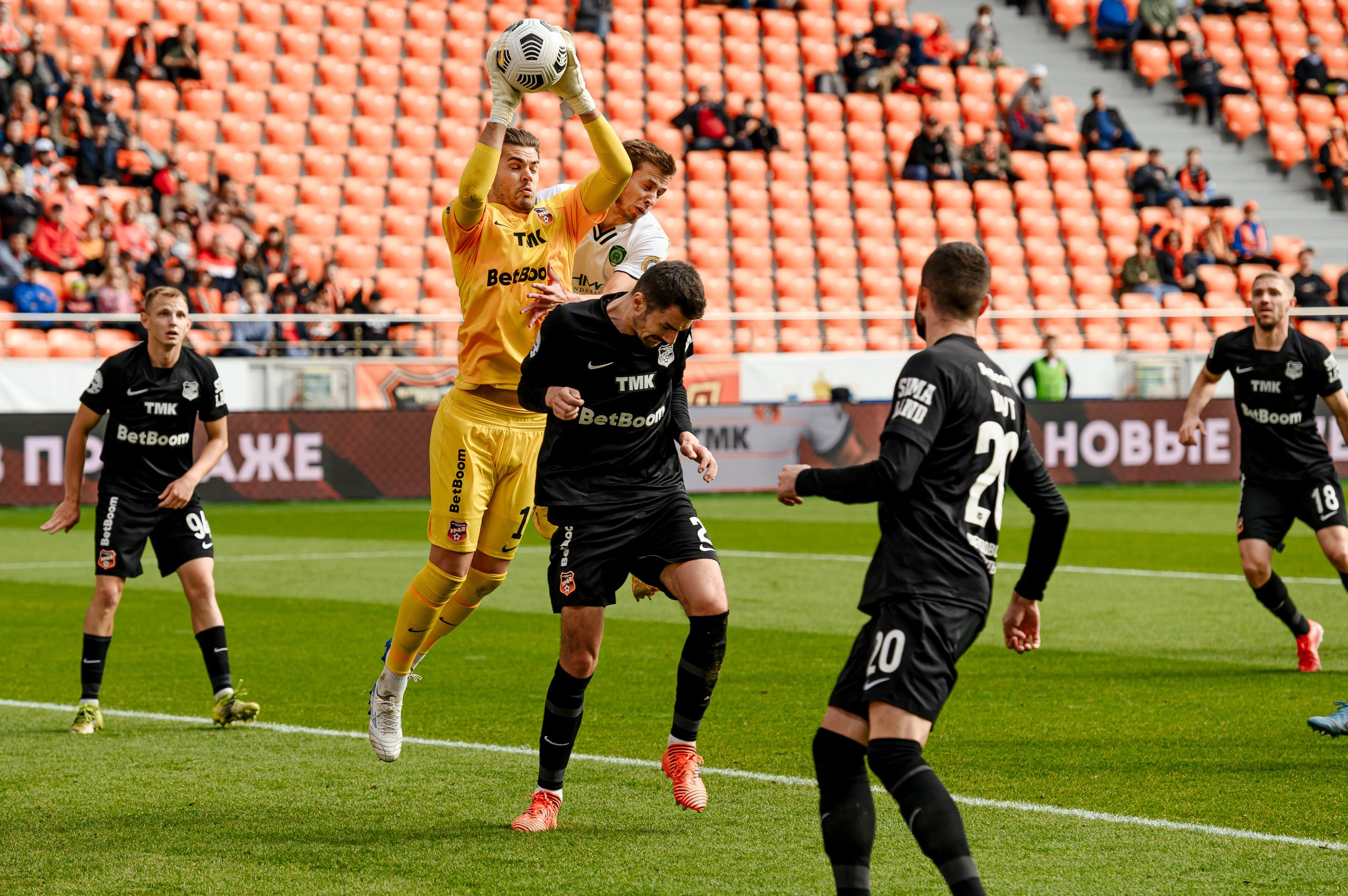 ФУТБОЛЬНЫЙ КЛУБ «УРАЛ» (ЕКАТЕРИНБУРГ). Максим Комаров — Профессиональный фотограф