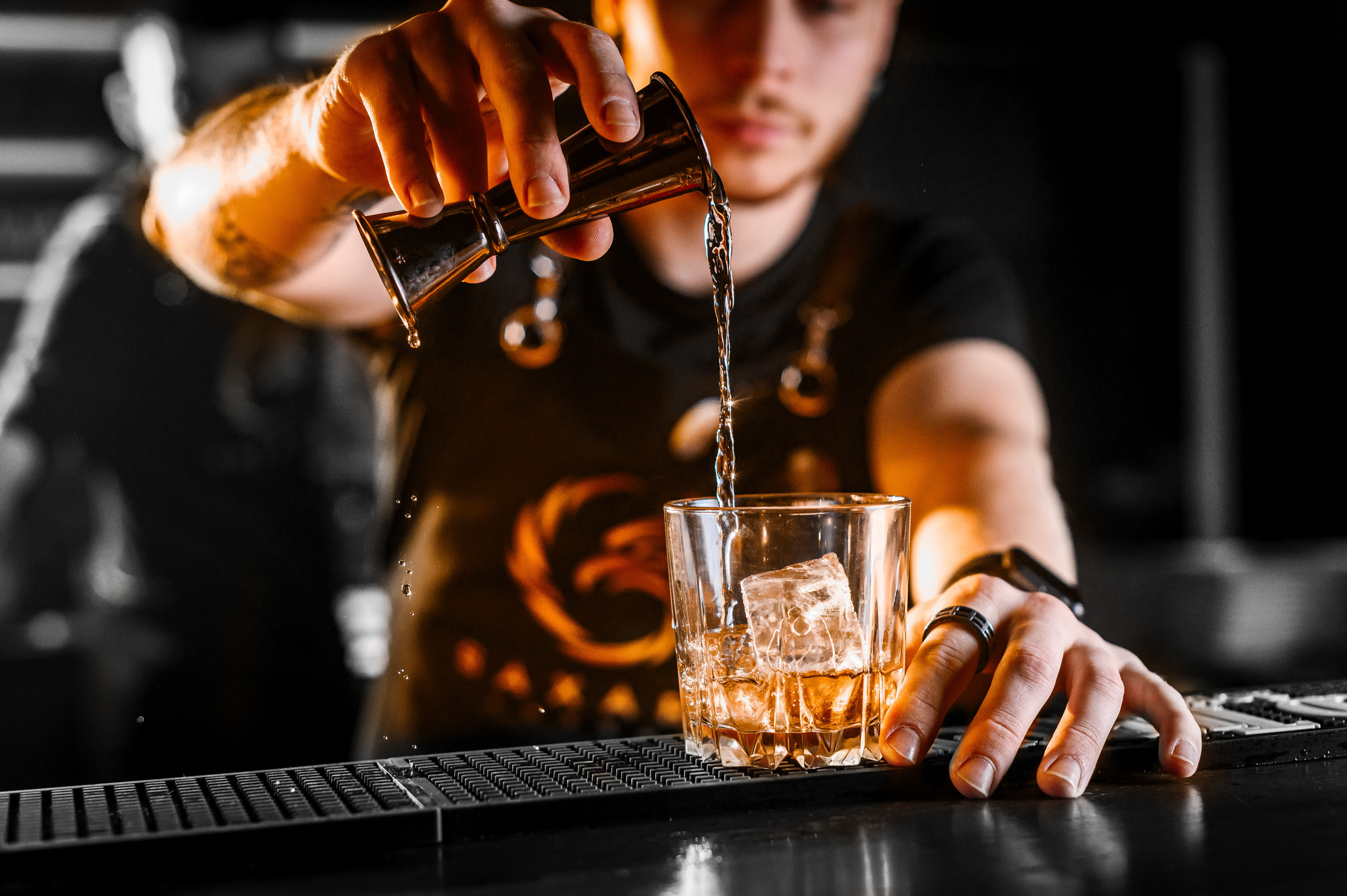 Клубы/Бары. Максим Комаров — Профессиональный фотограф