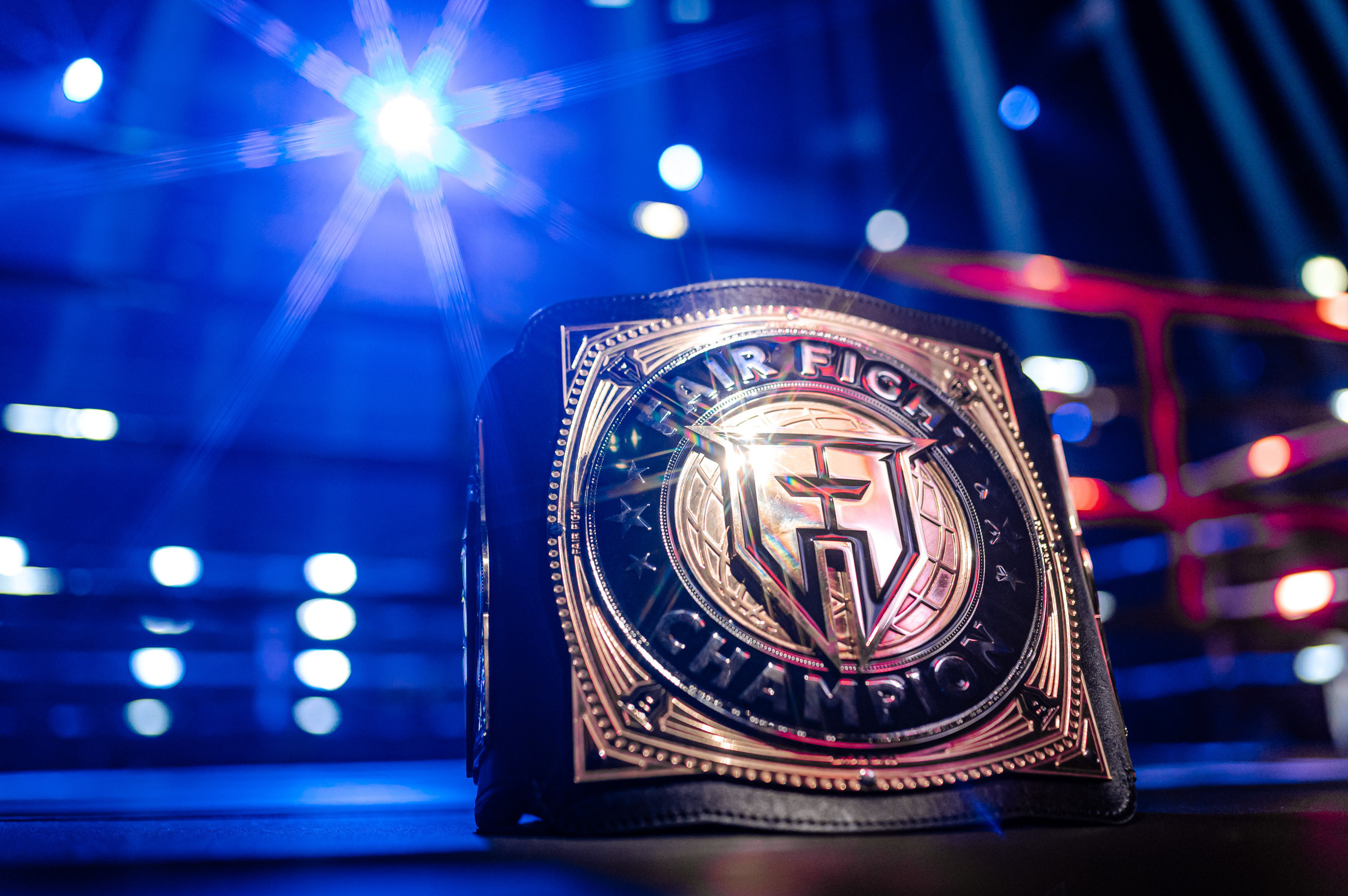 RCC Boxing. Максим Комаров — Профессиональный фотограф