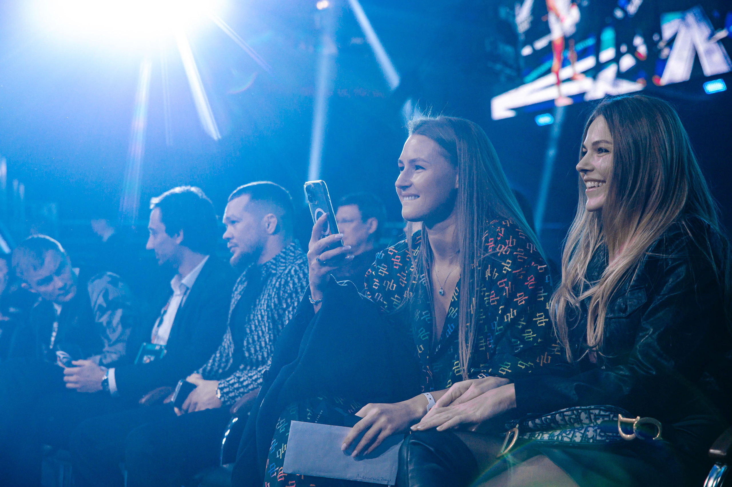 RCC MMA. Максим Комаров — Профессиональный фотограф