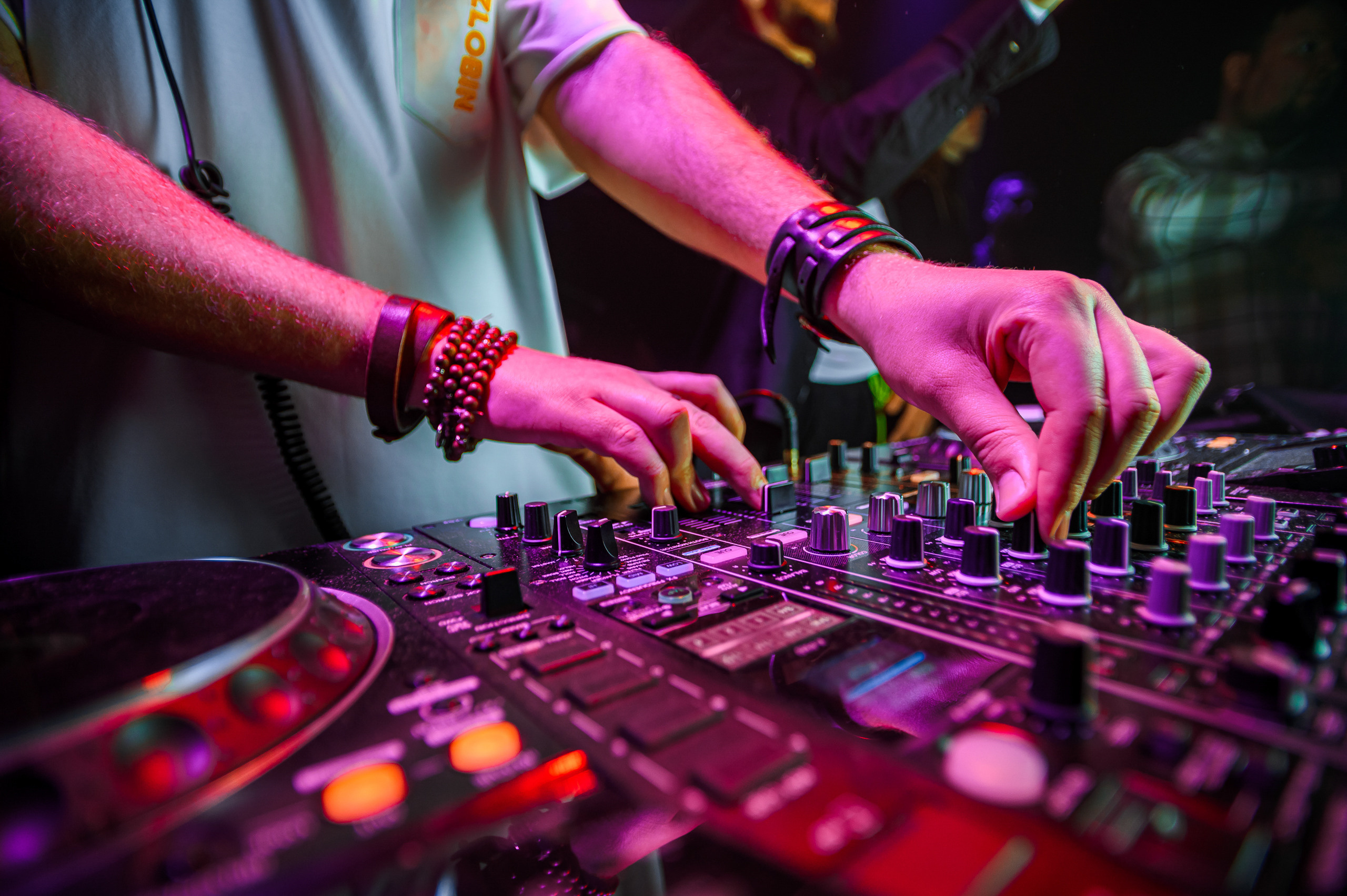 Клубы/Бары. Максим Комаров — Профессиональный фотограф