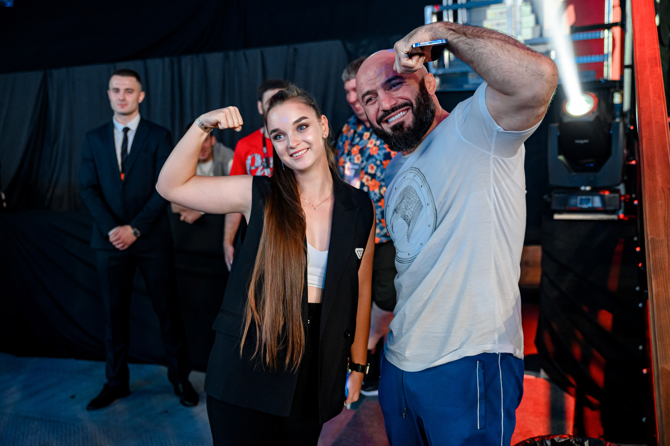 RCC MMA. Максим Комаров — Профессиональный фотограф