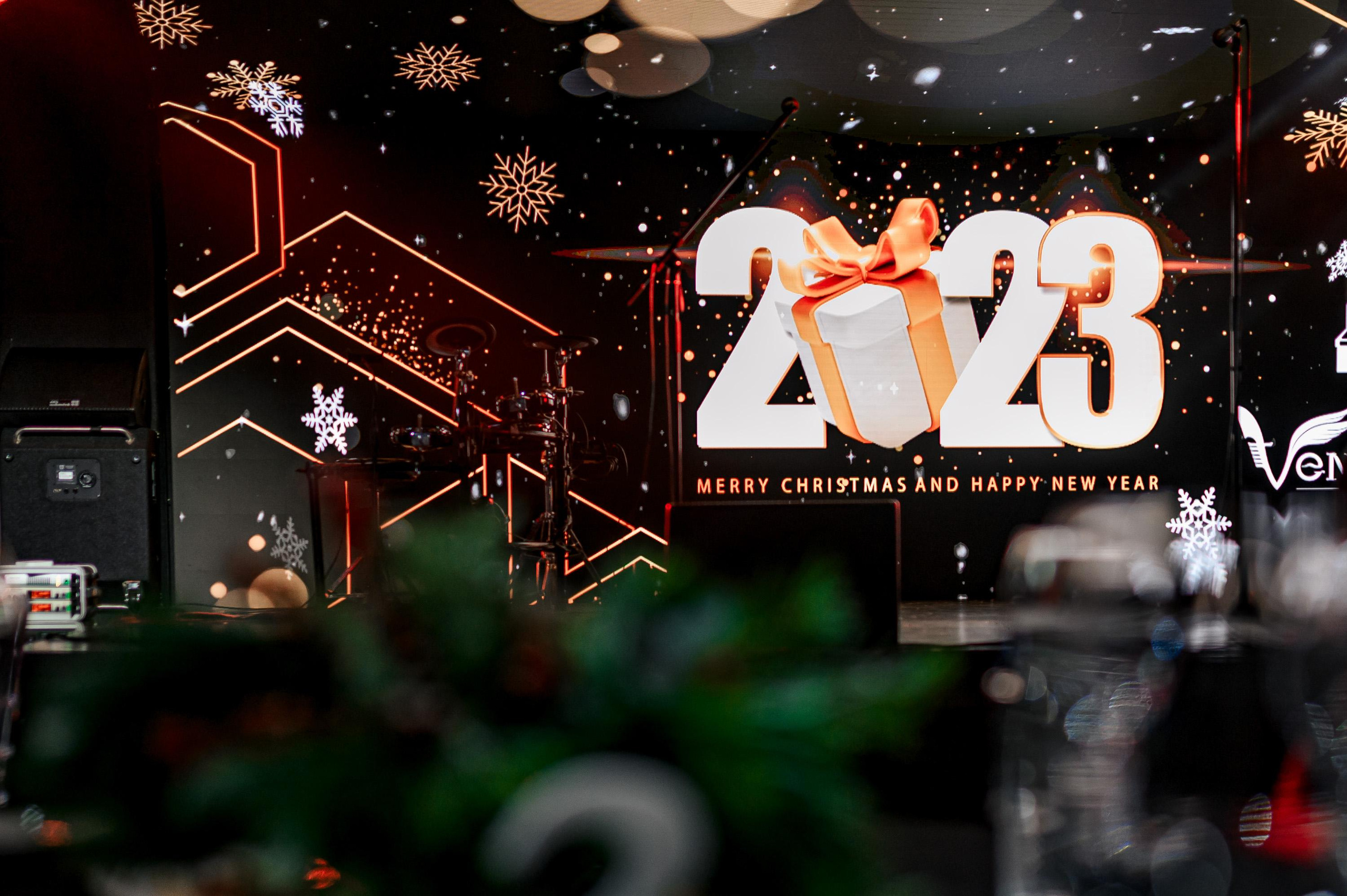 Покровский пассаж 2023. Максим Комаров — Профессиональный фотограф