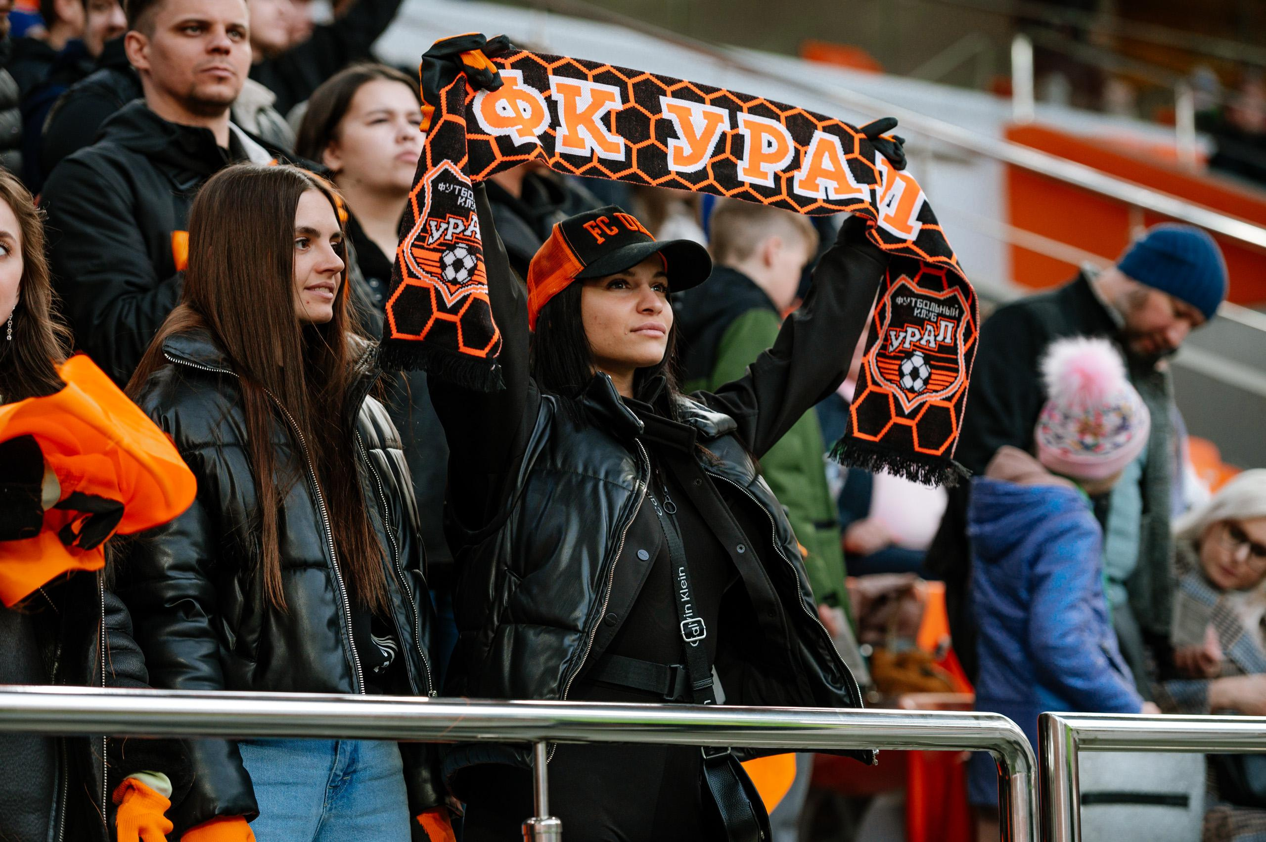 ФУТБОЛЬНЫЙ КЛУБ «УРАЛ» (ЕКАТЕРИНБУРГ). Максим Комаров — Профессиональный фотограф