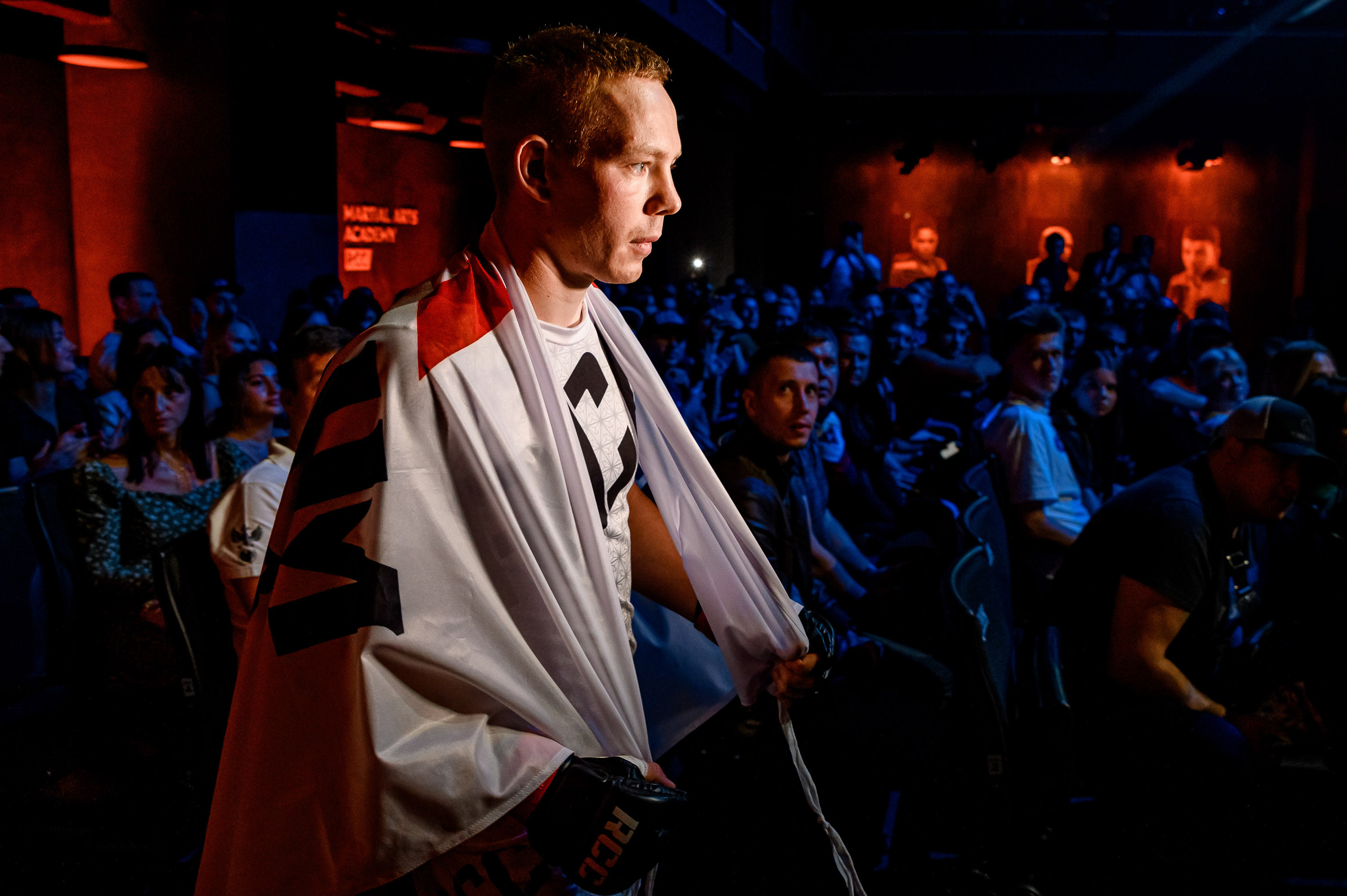 RCC MMA. Максим Комаров — Профессиональный фотограф