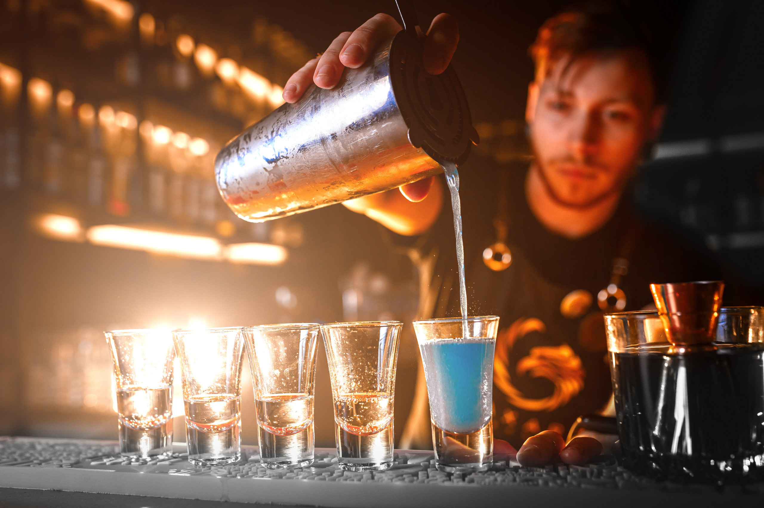 Клубы/Бары. Максим Комаров — Профессиональный фотограф