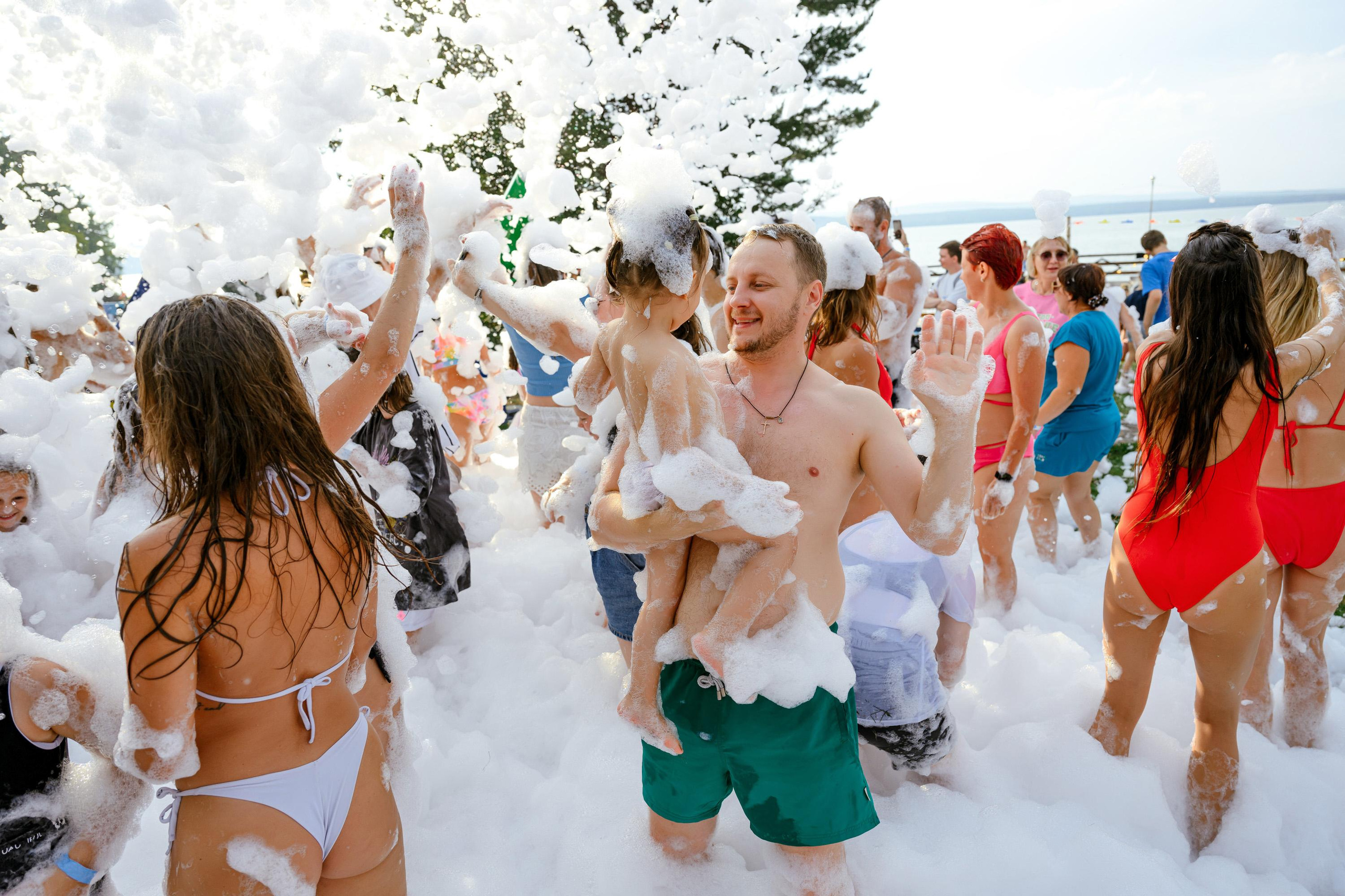 Пляжная вечеринка. Максим Комаров — Профессиональный фотограф