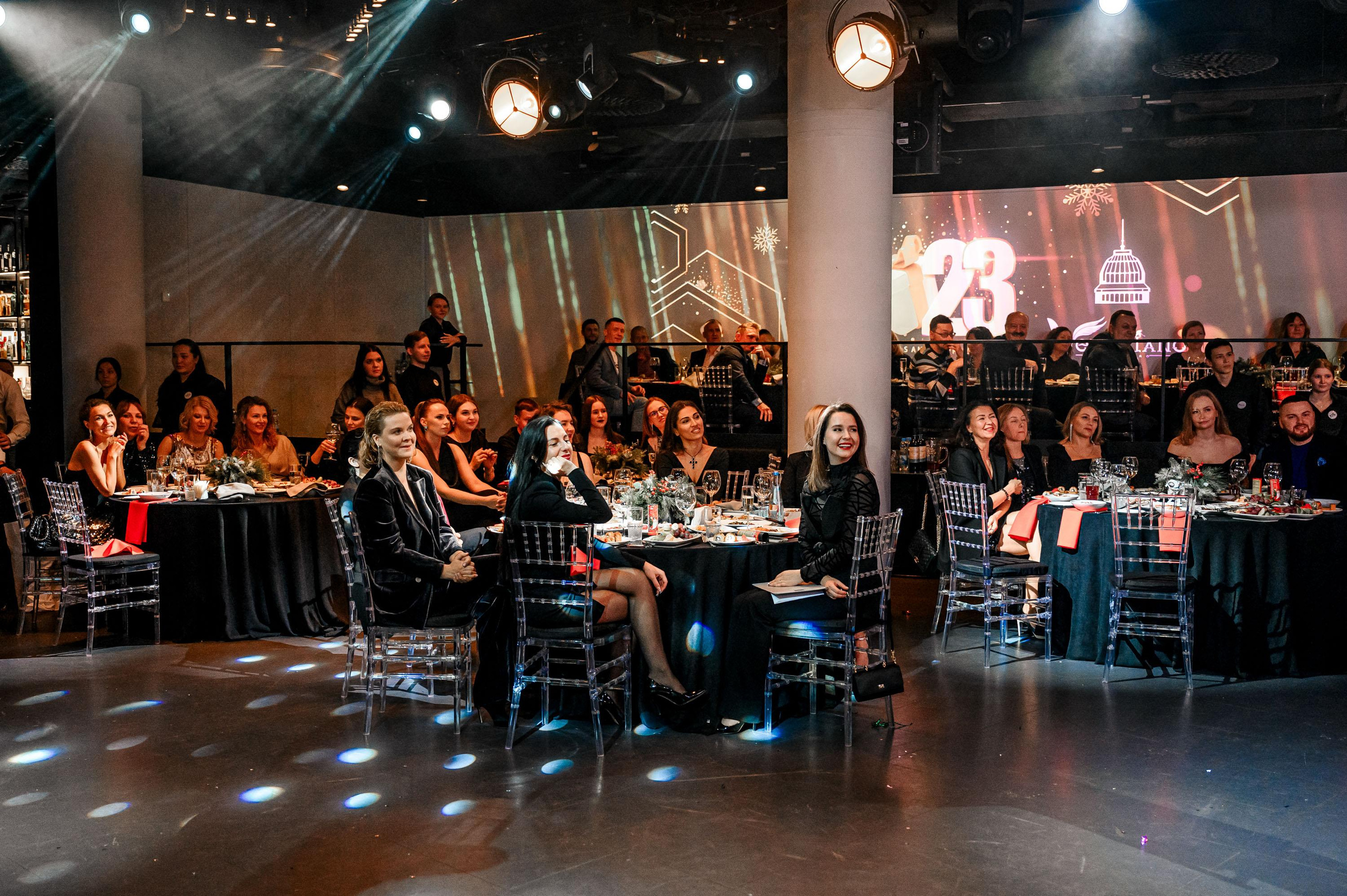 Покровский пассаж 2023. Максим Комаров — Профессиональный фотограф